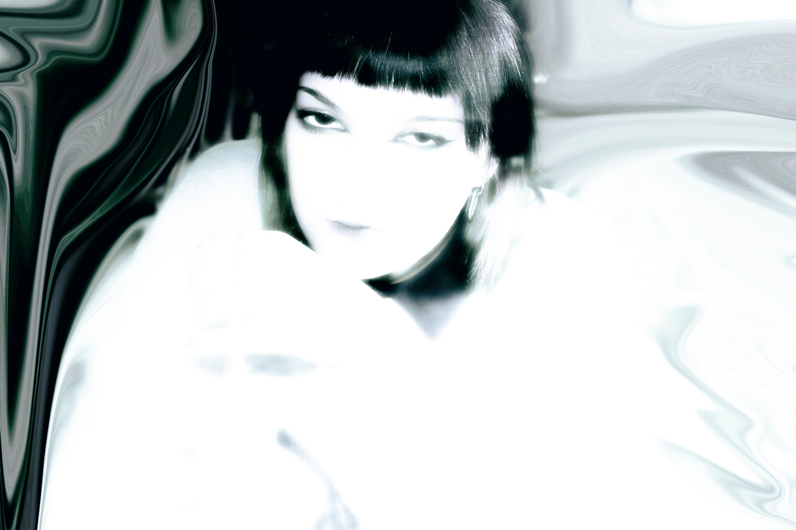 Лера🤨. +seexteens chase the moon 🌙+