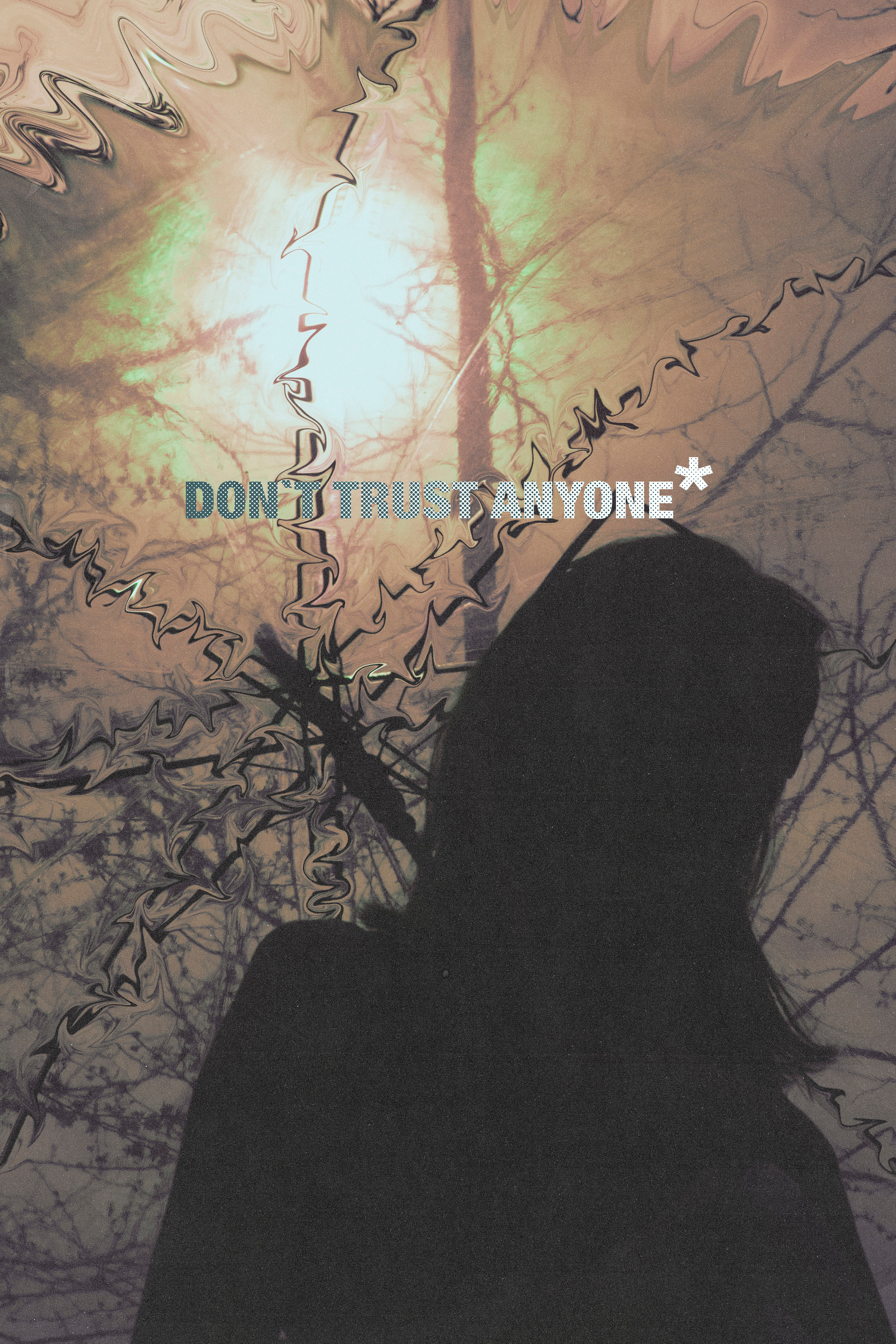 Alien girl*. +seexteens chase the moon 🌙+