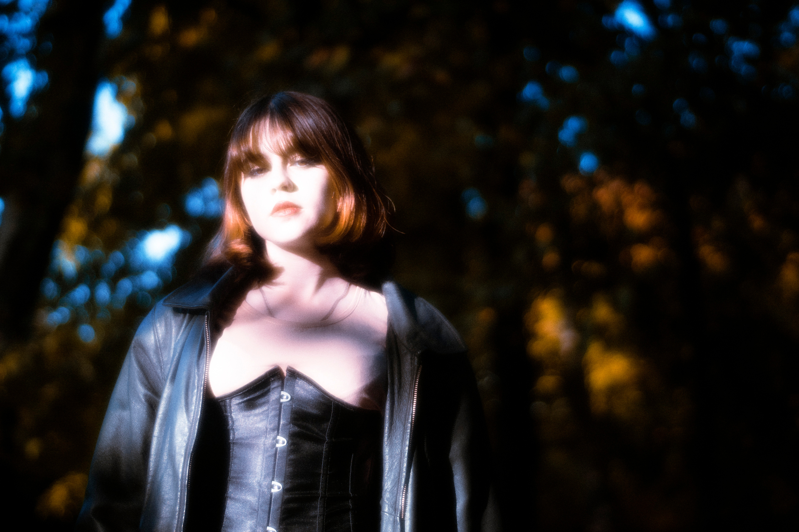 Саша😎. +seexteens chase the moon 🌙+