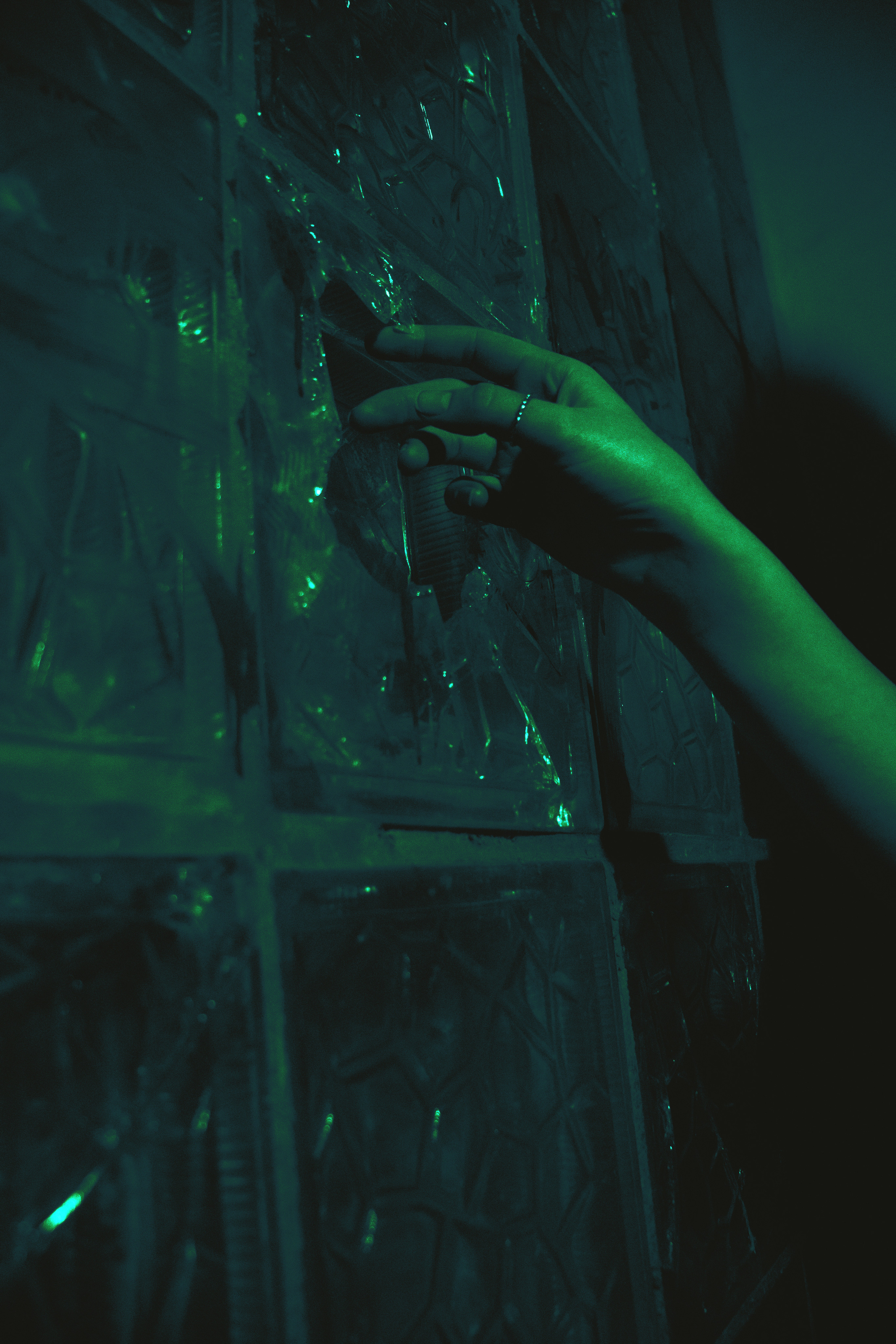 Death in eclipse. +seexteens chase the moon 🌙+