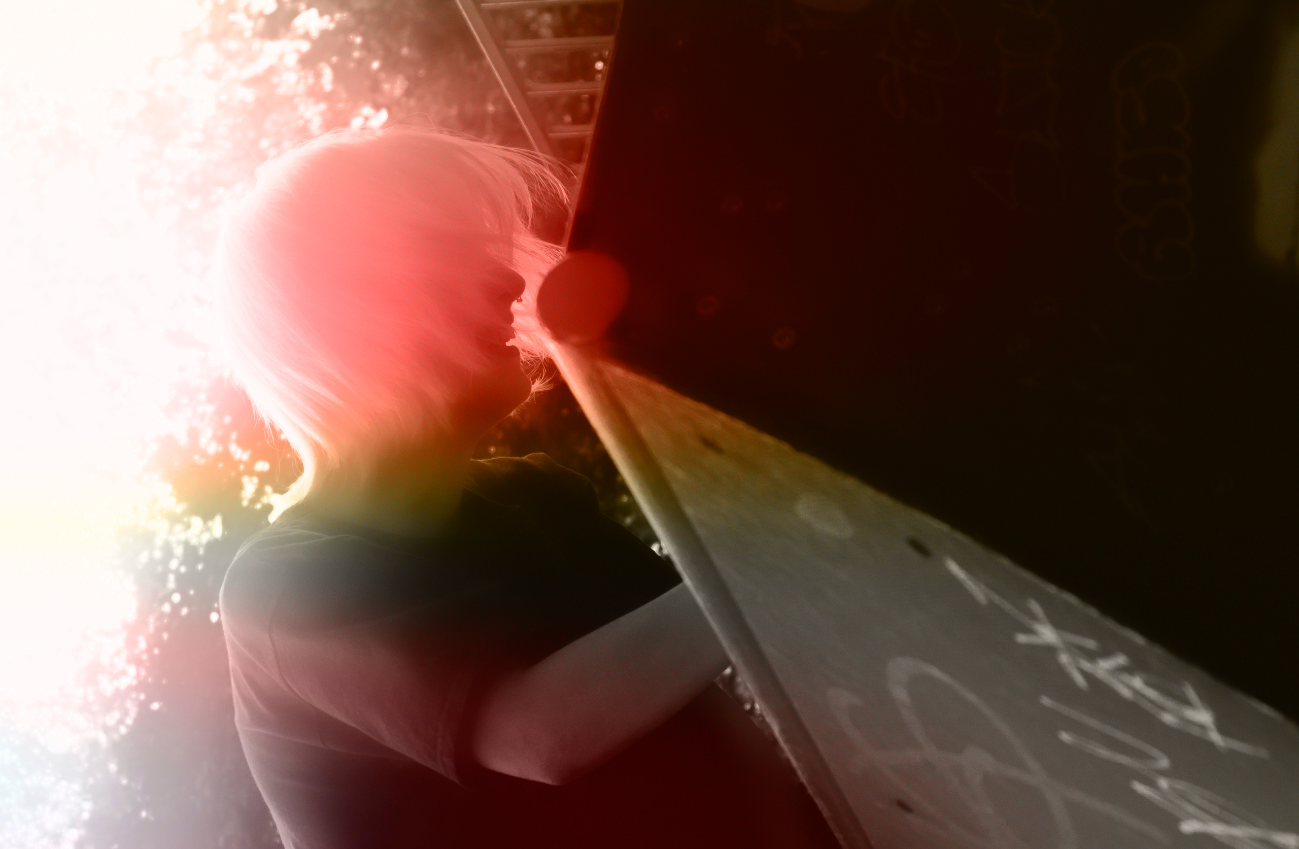 Аленаඞ. +seexteens chase the moon 🌙+