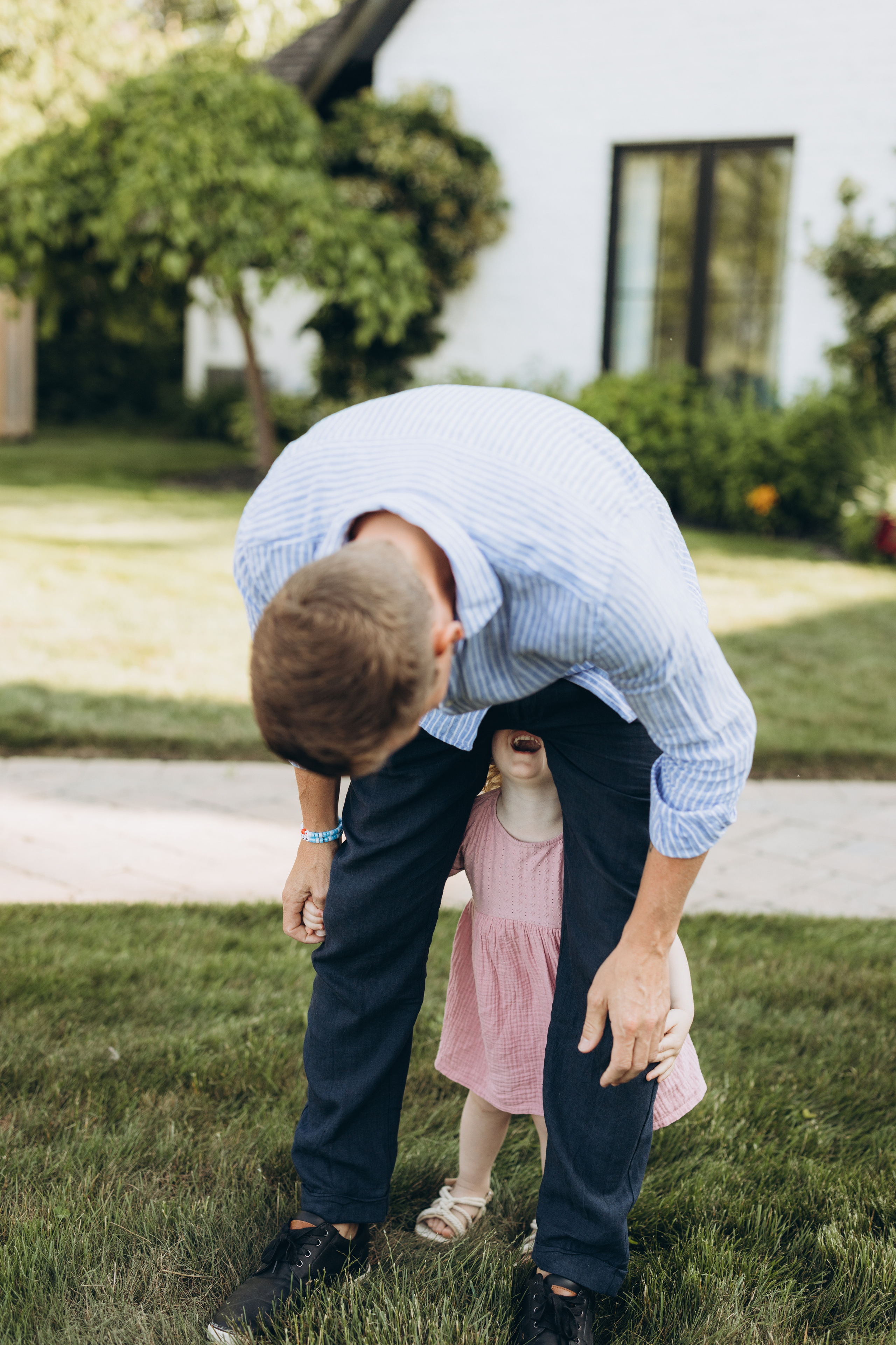Family time. Wedding Photographer Toronto