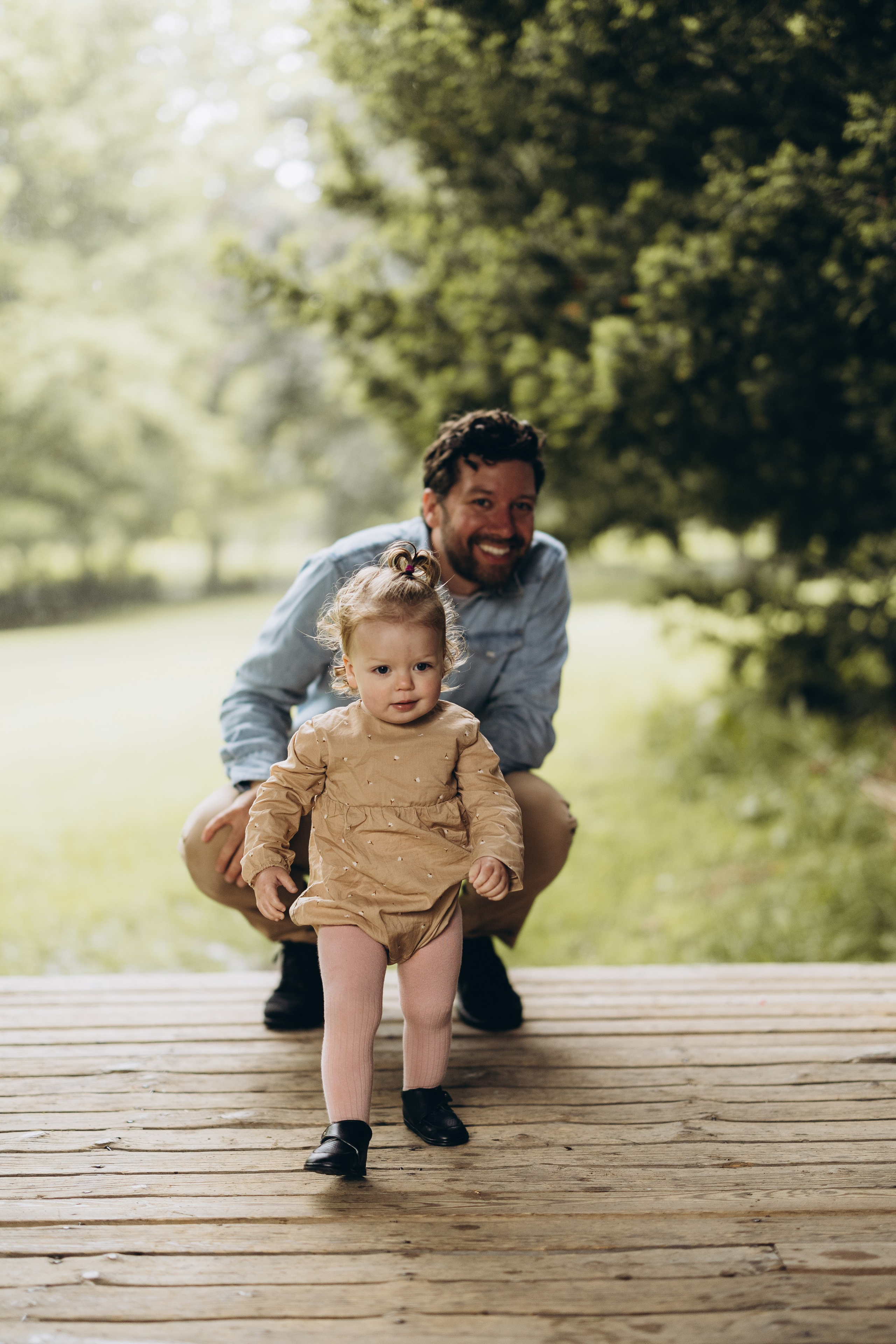 Under the rain. Wedding Photographer Toronto