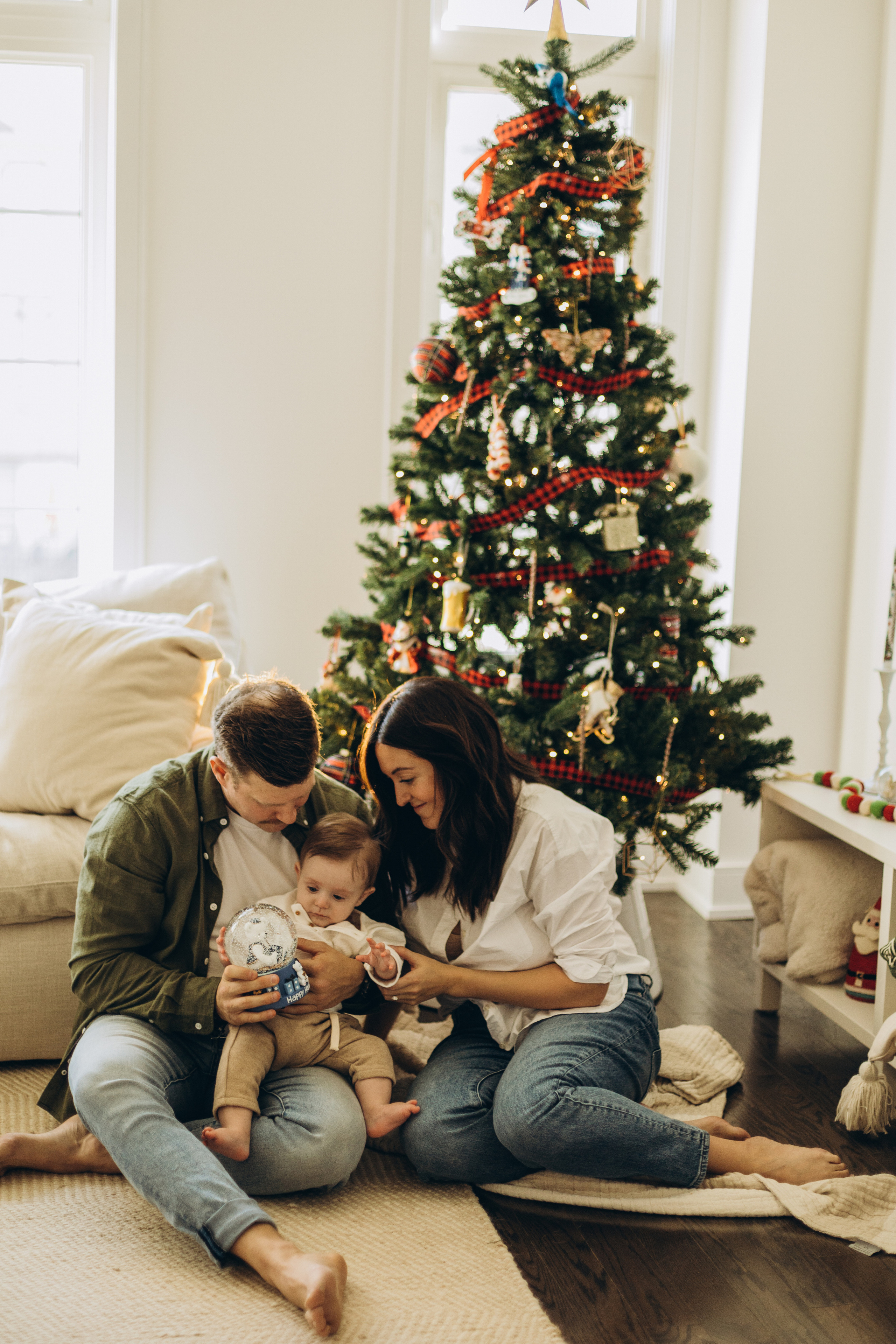First Christmas. Wedding Photographer Toronto