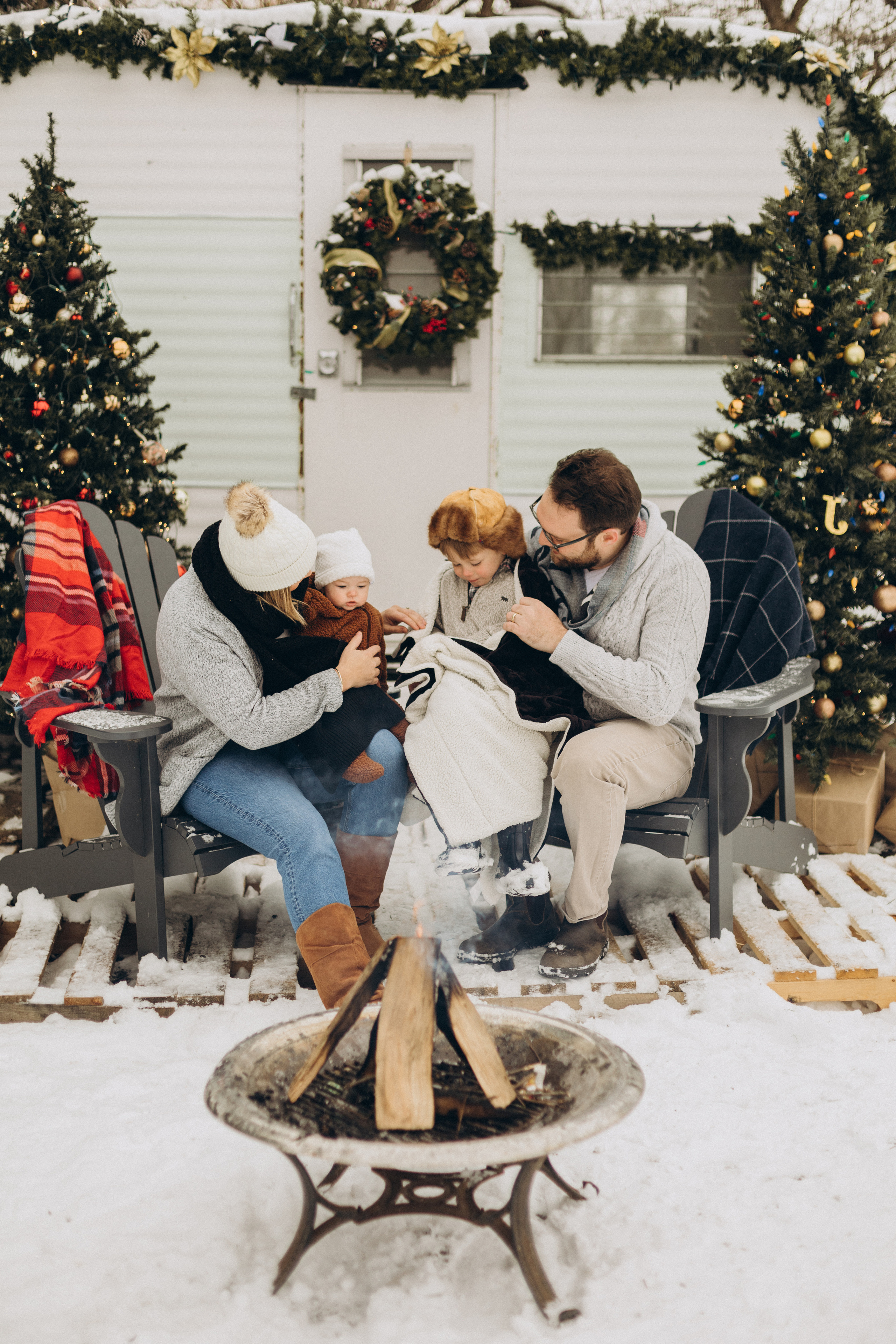 Family time. Wedding Photographer Toronto