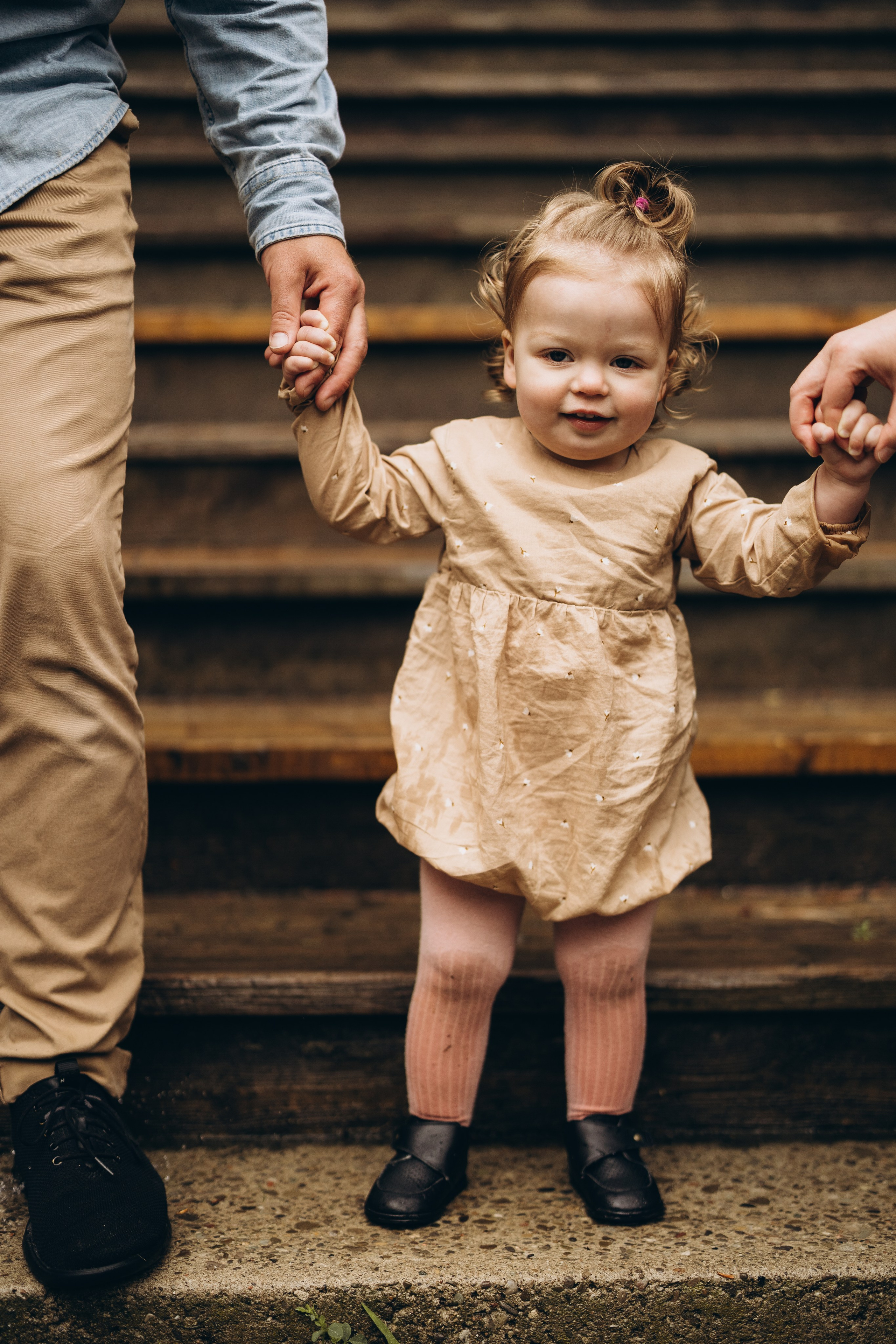 Under the rain. Wedding Photographer Toronto