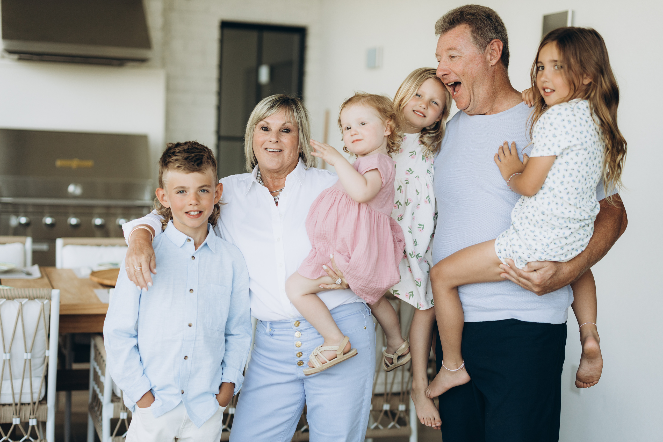 Family time. Wedding Photographer Toronto