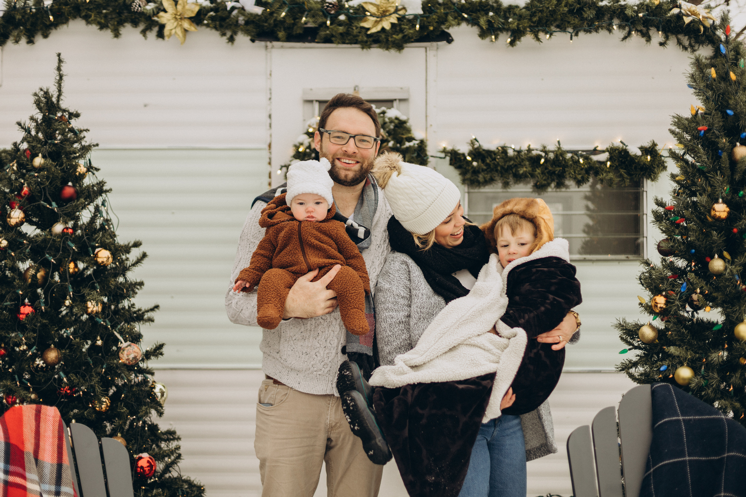 Family time. Wedding Photographer Toronto