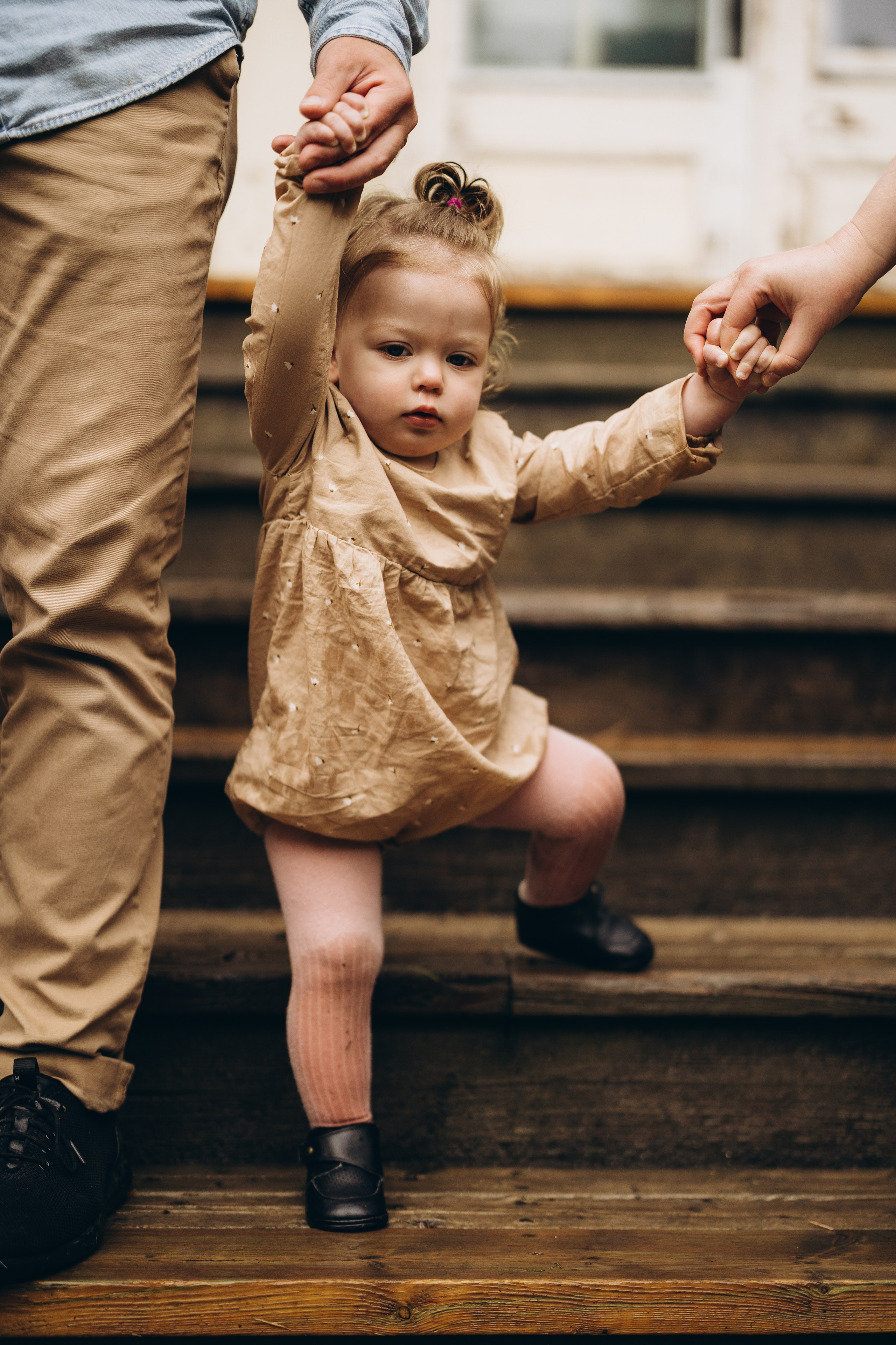 Under the rain. Wedding Photographer Toronto