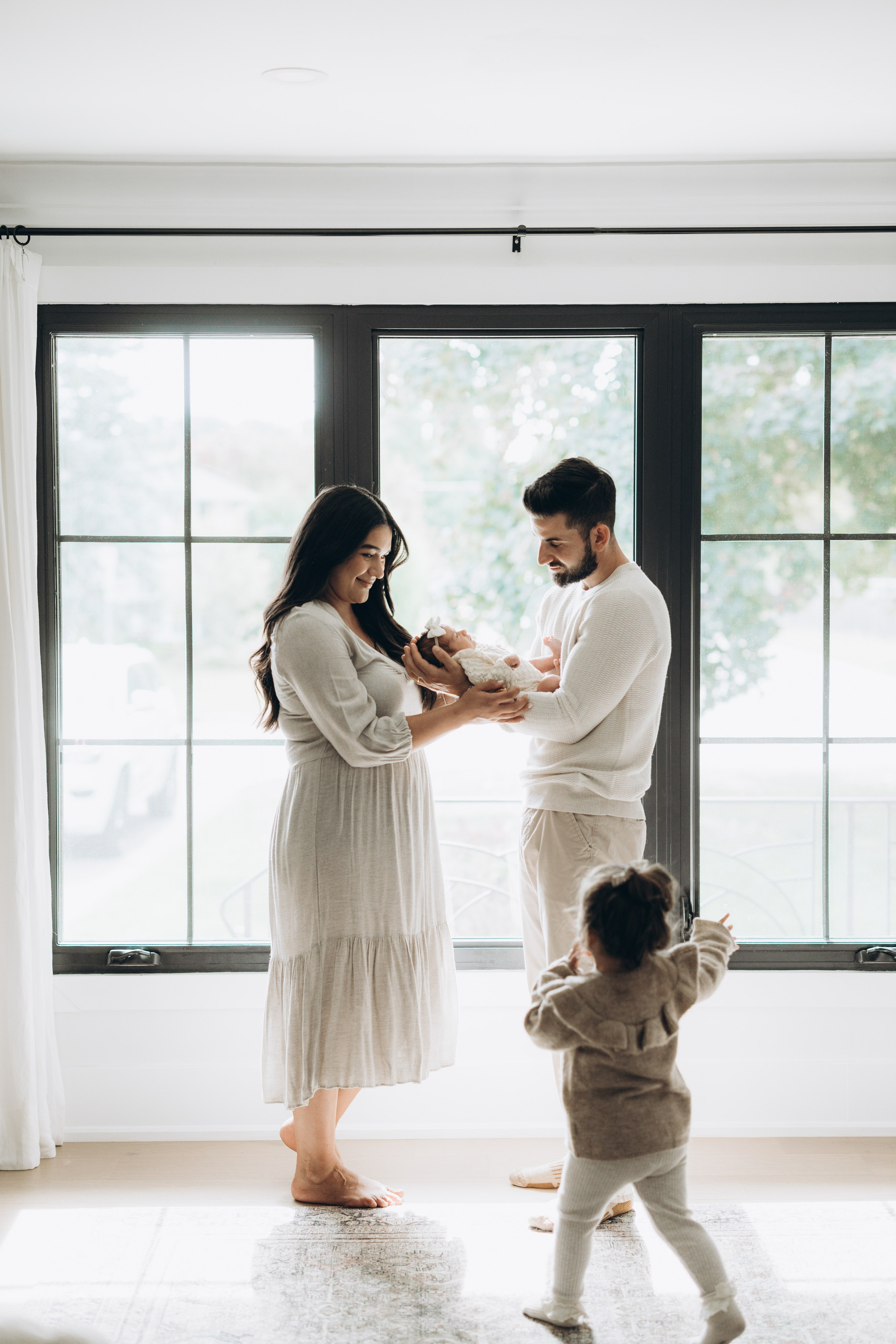 Newborn/family photo session. Wedding Photographer Toronto