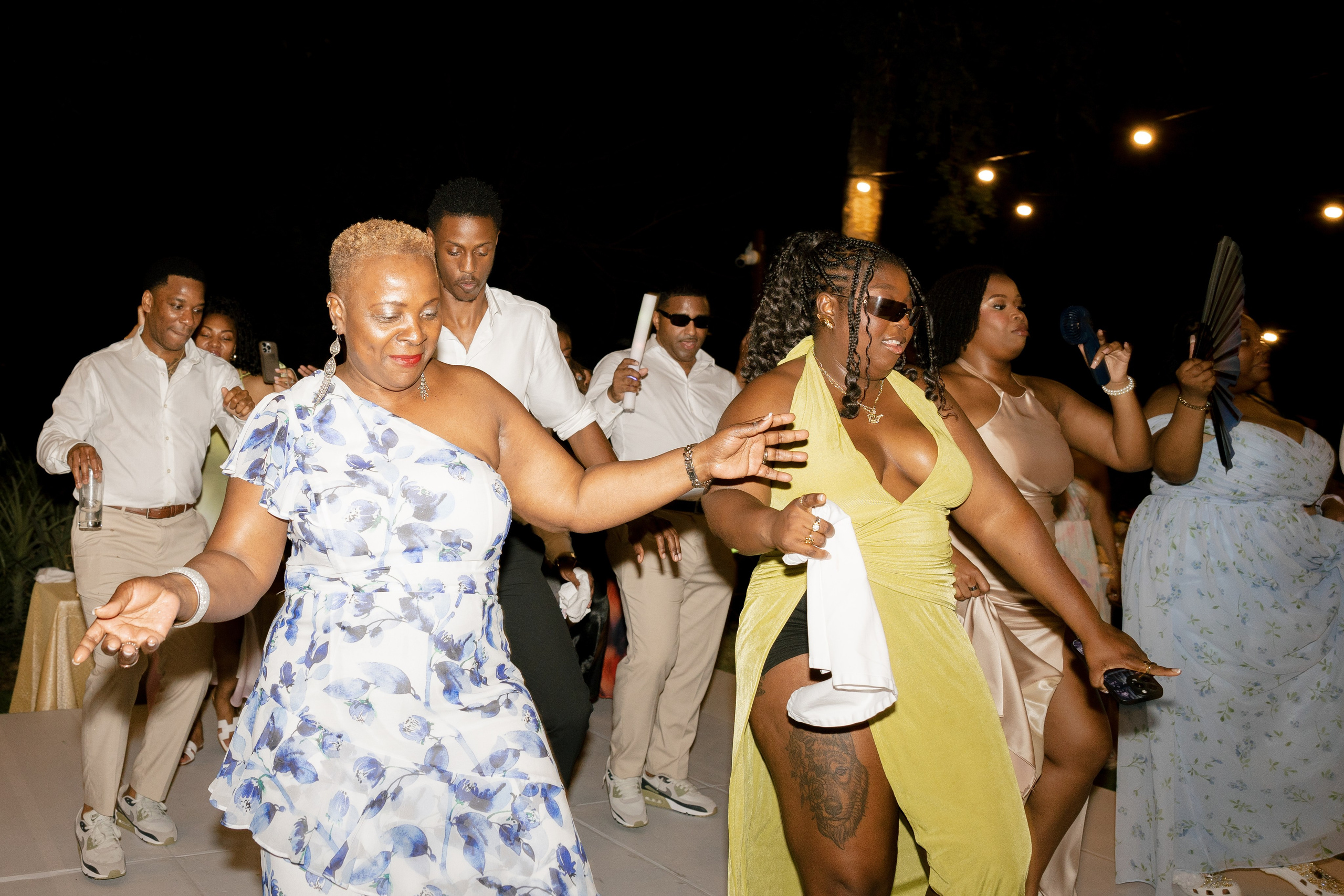 Ashley&Matt (Costa Rica). Wedding Photographer Toronto