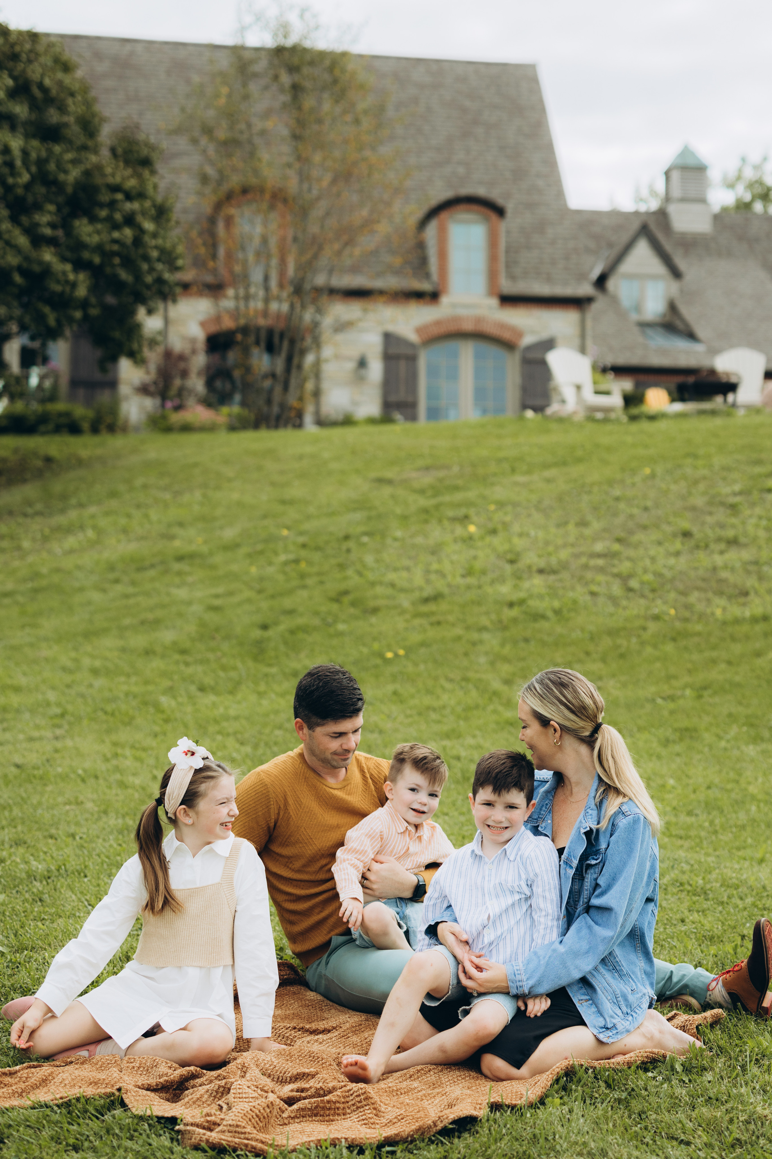 Fall family session. Wedding Photographer Toronto