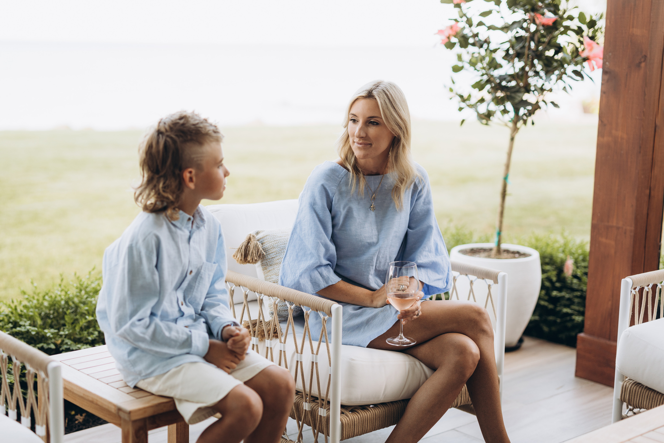 Family time. Wedding Photographer Toronto