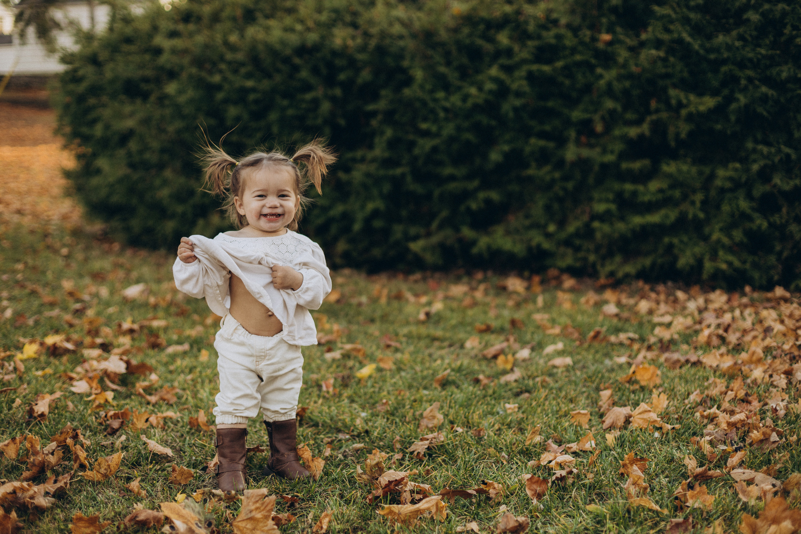 Fall time. Wedding Photographer Toronto