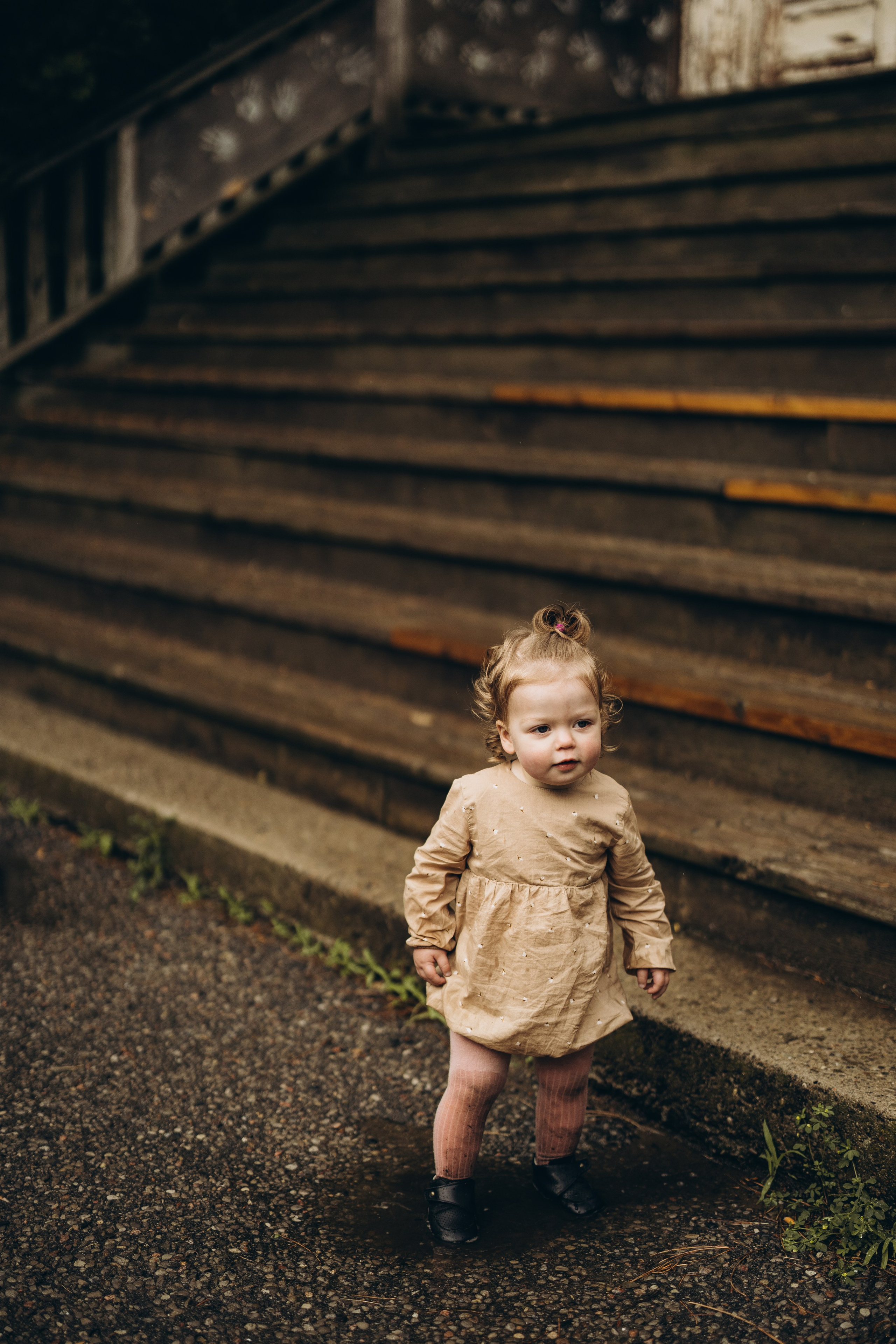 Under the rain. Wedding Photographer Toronto
