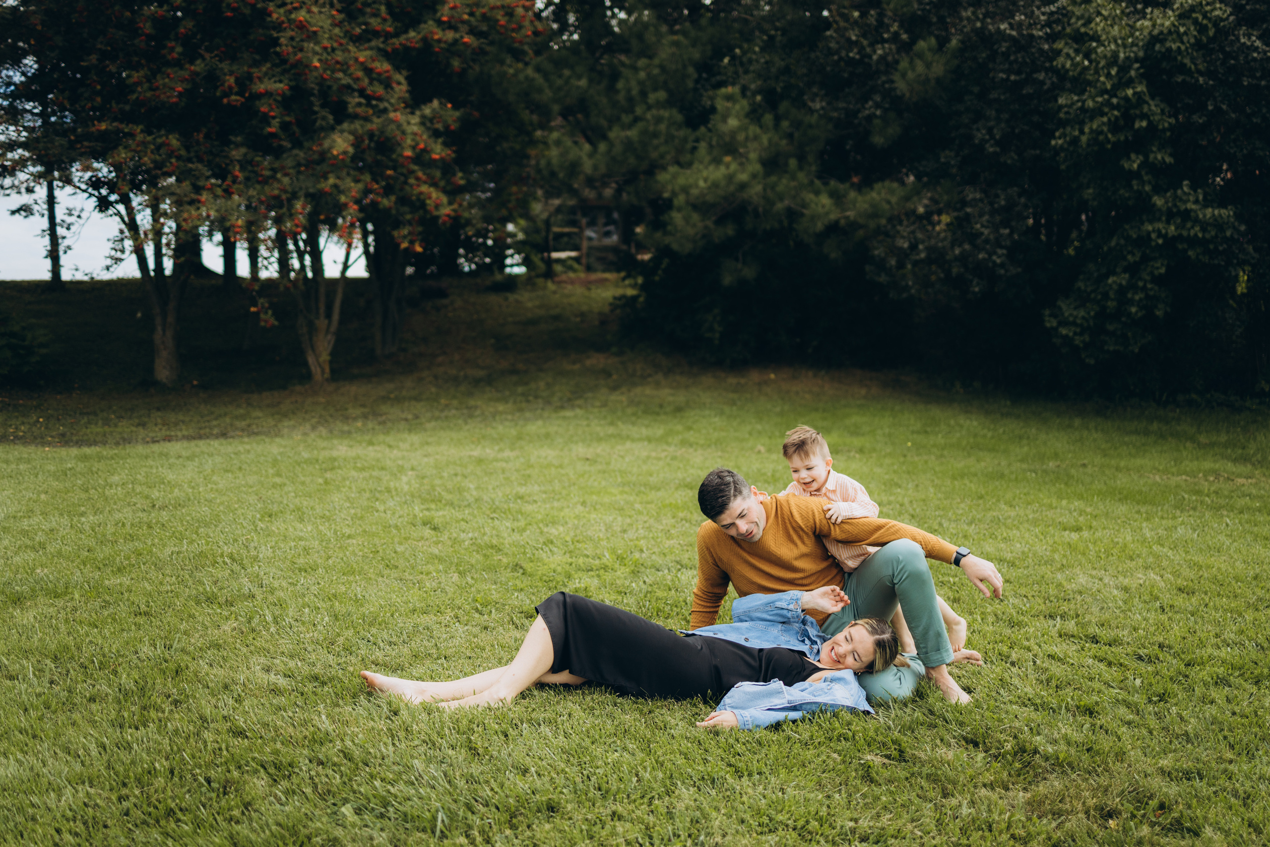 Fall family session. Wedding Photographer Toronto