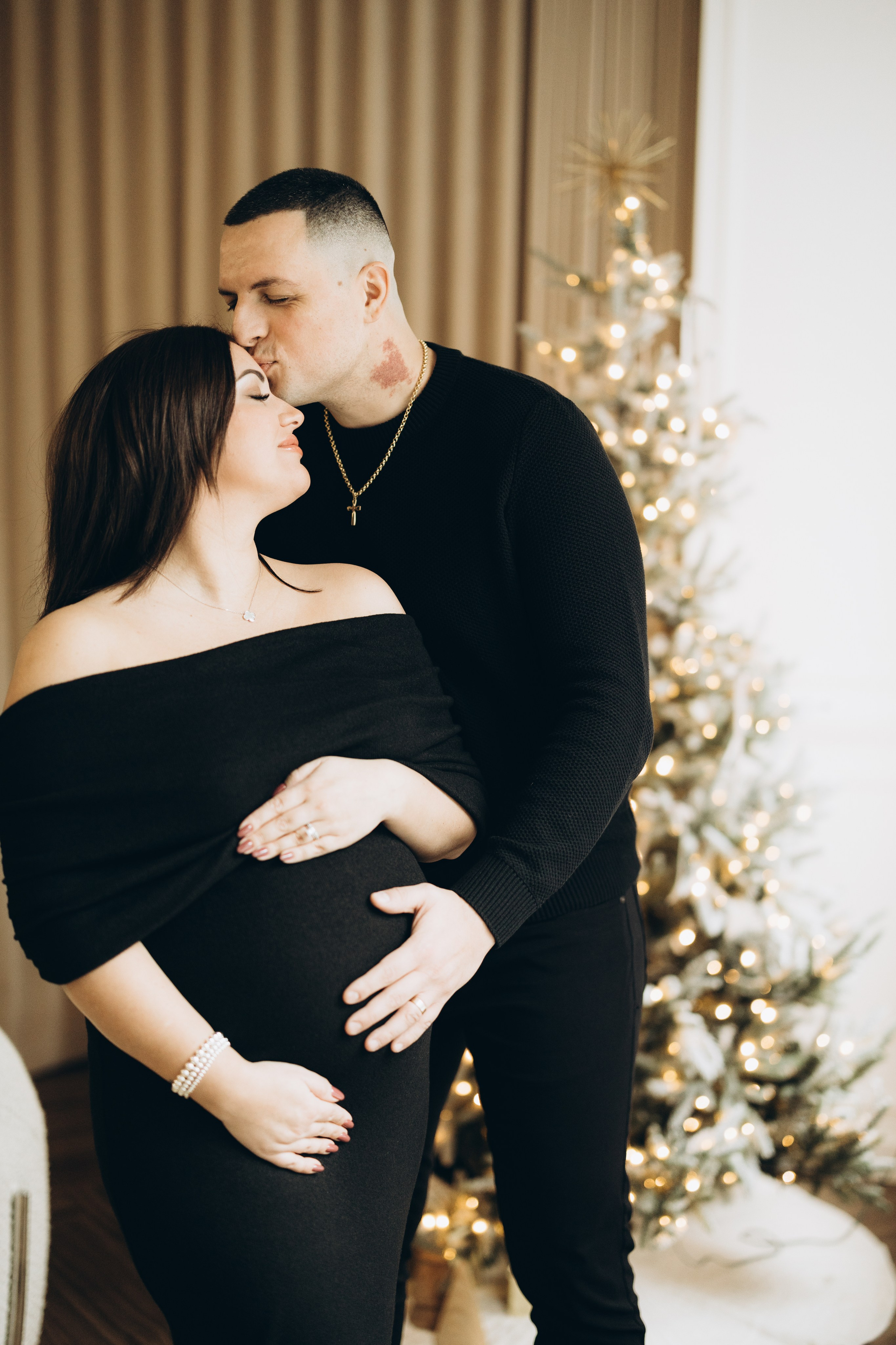 Maternity photo session. Wedding Photographer Toronto