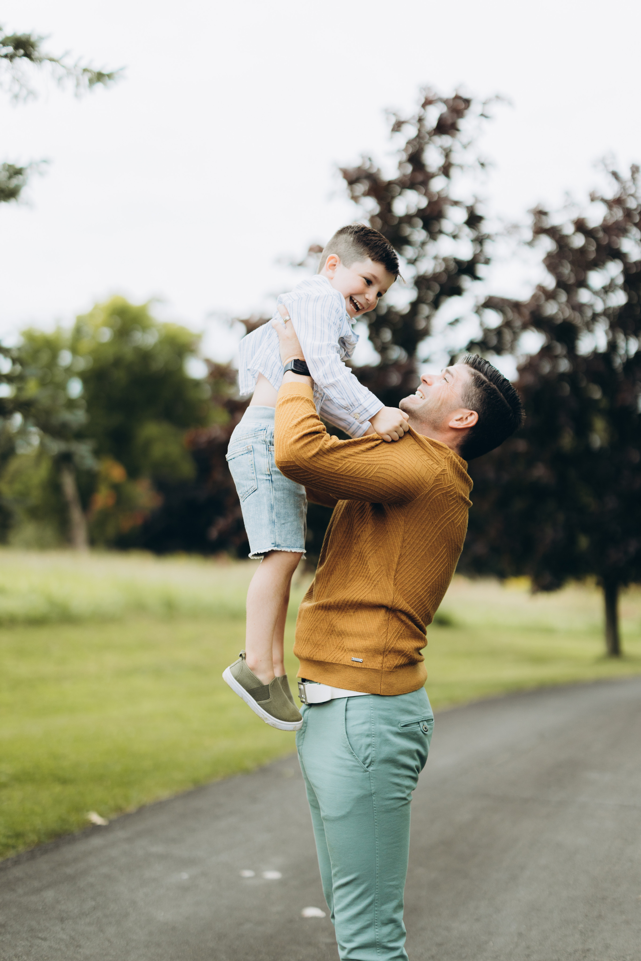 Fall family session. Wedding Photographer Toronto
