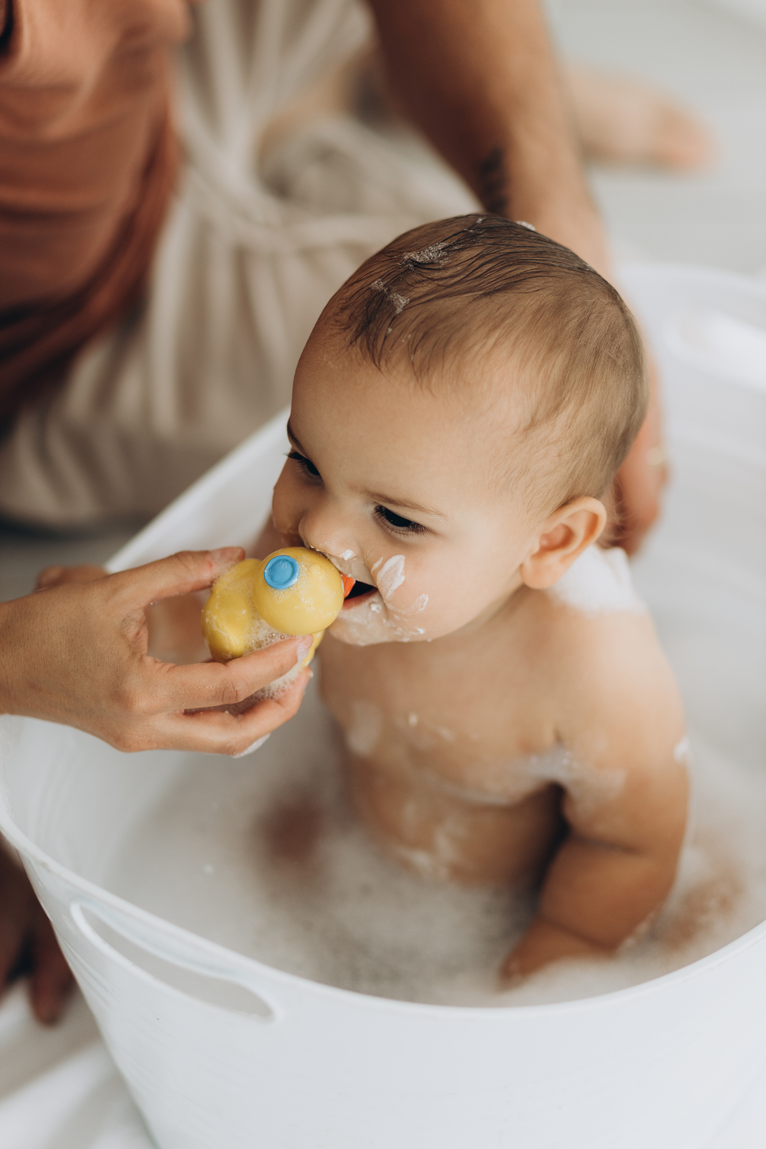 Cake smash. Wedding Photographer Toronto