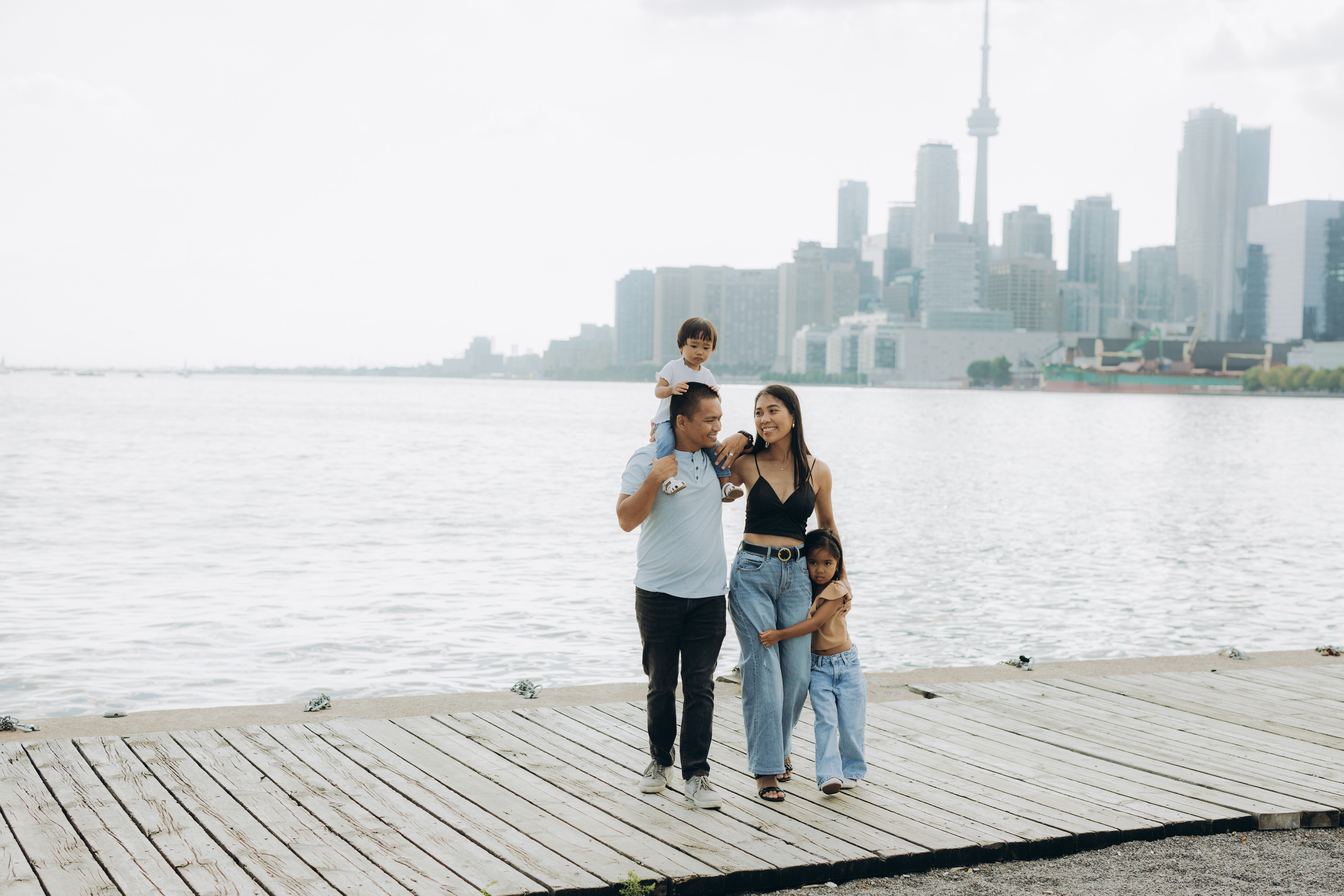 Family session in Toronto. Wedding Photographer Toronto