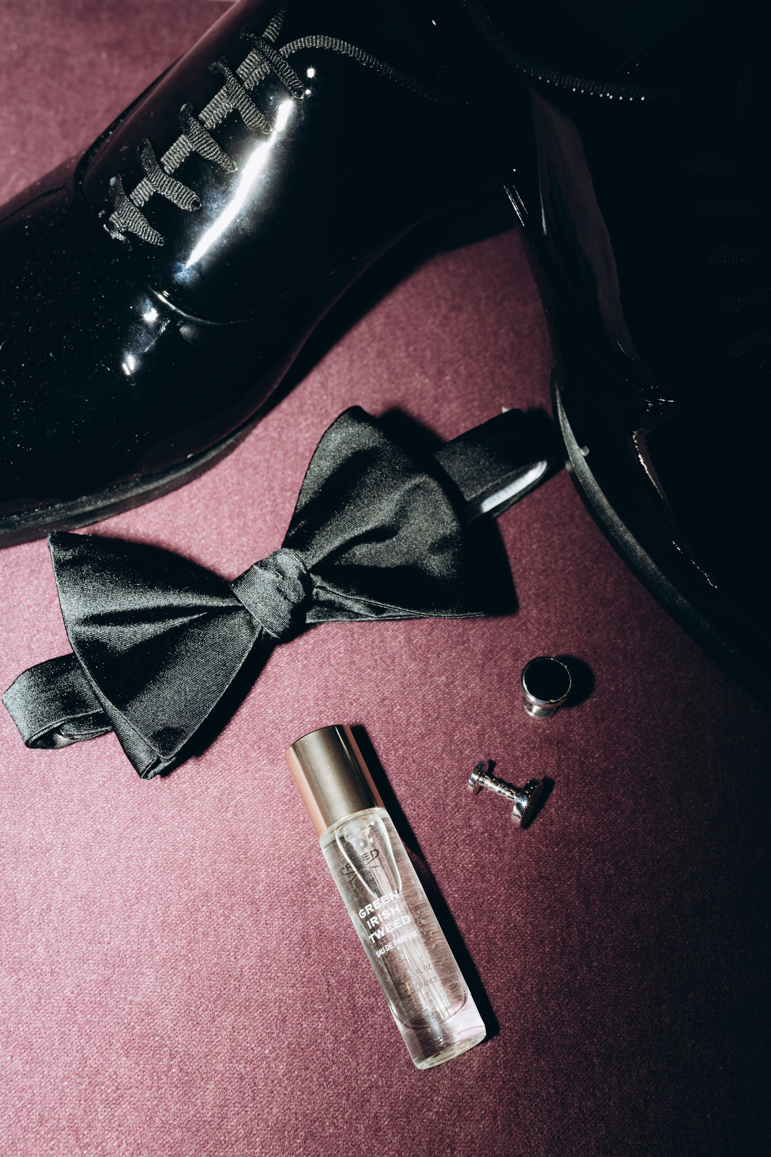 E&J Canoe. Wedding Photographer Toronto