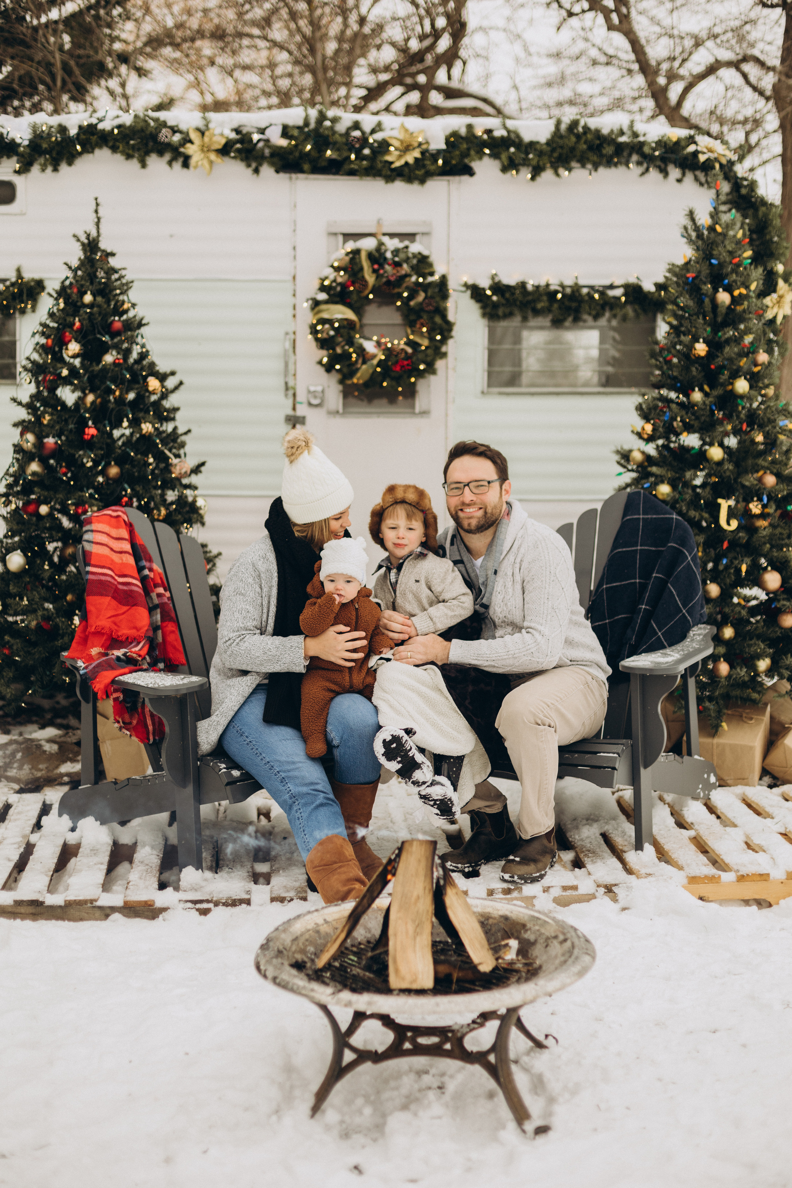 Family time. Wedding Photographer Toronto