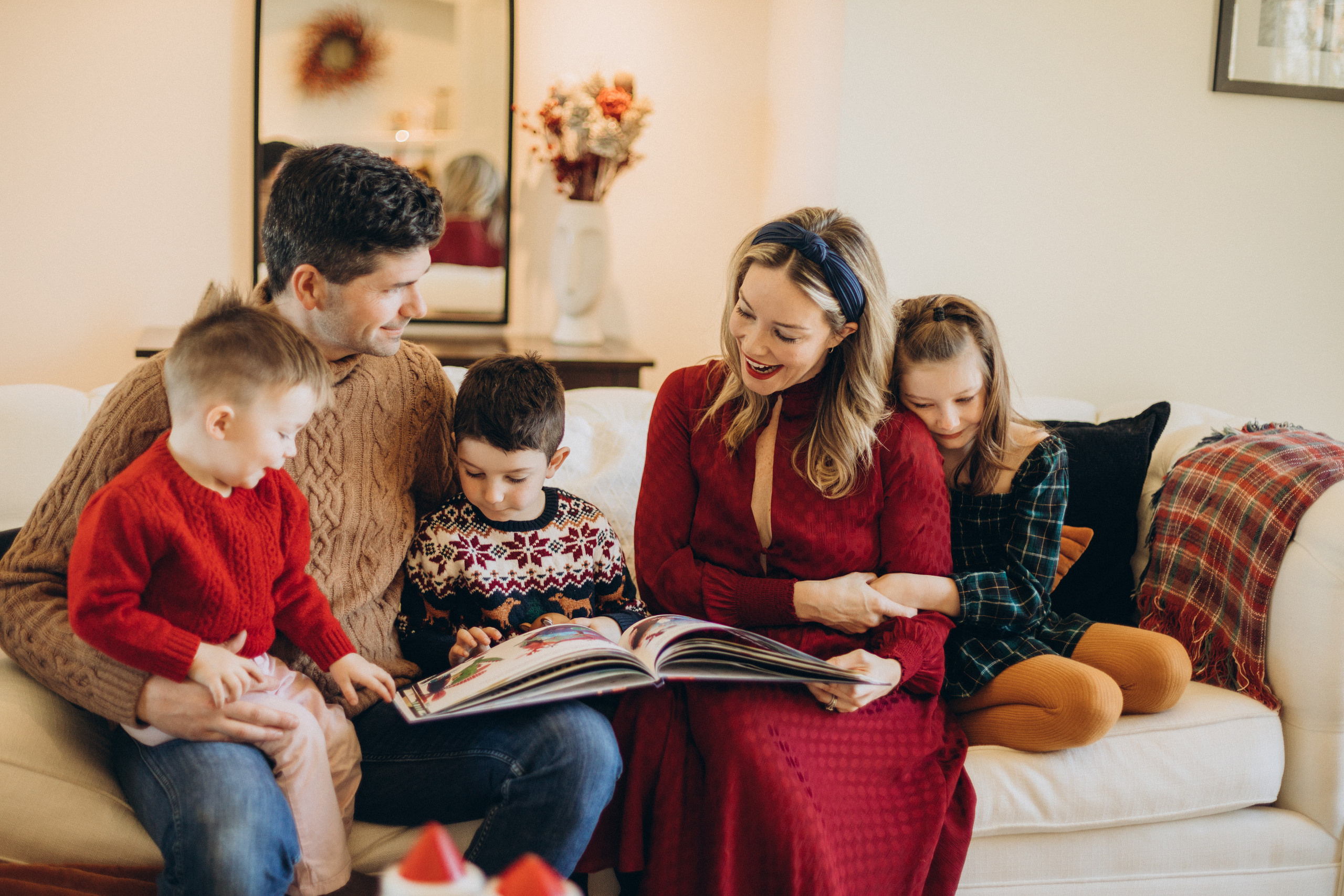 Christmas family time. Wedding Photographer Toronto