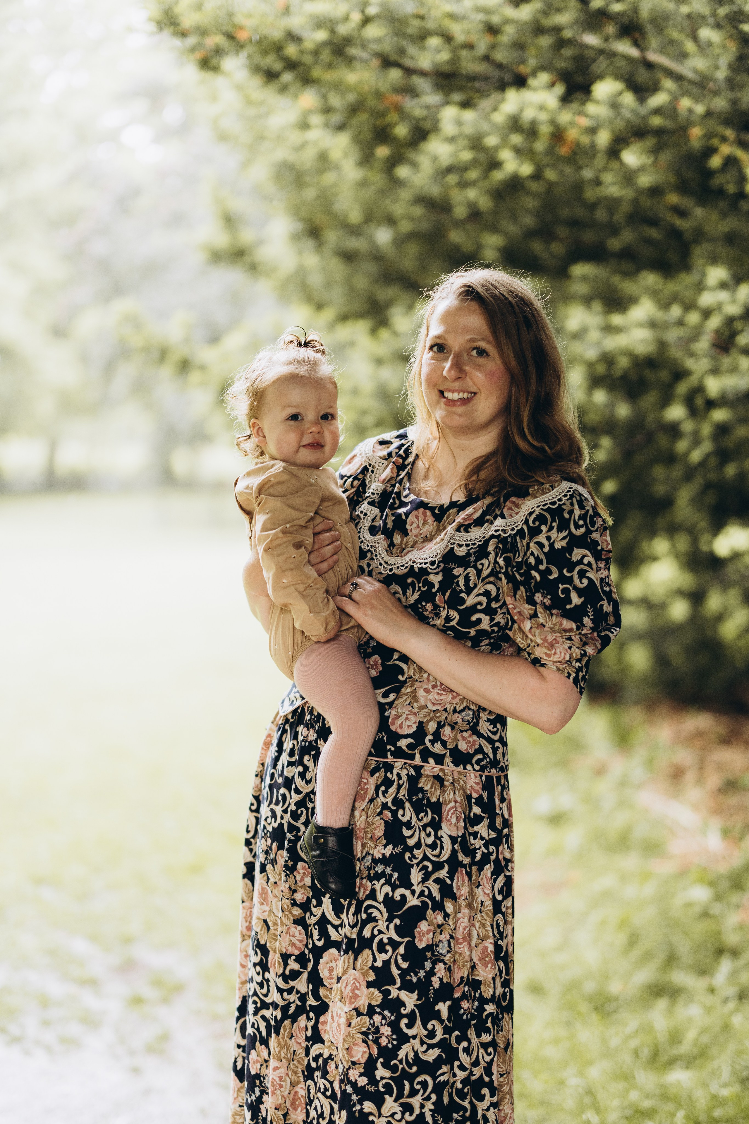 Under the rain. Wedding Photographer Toronto