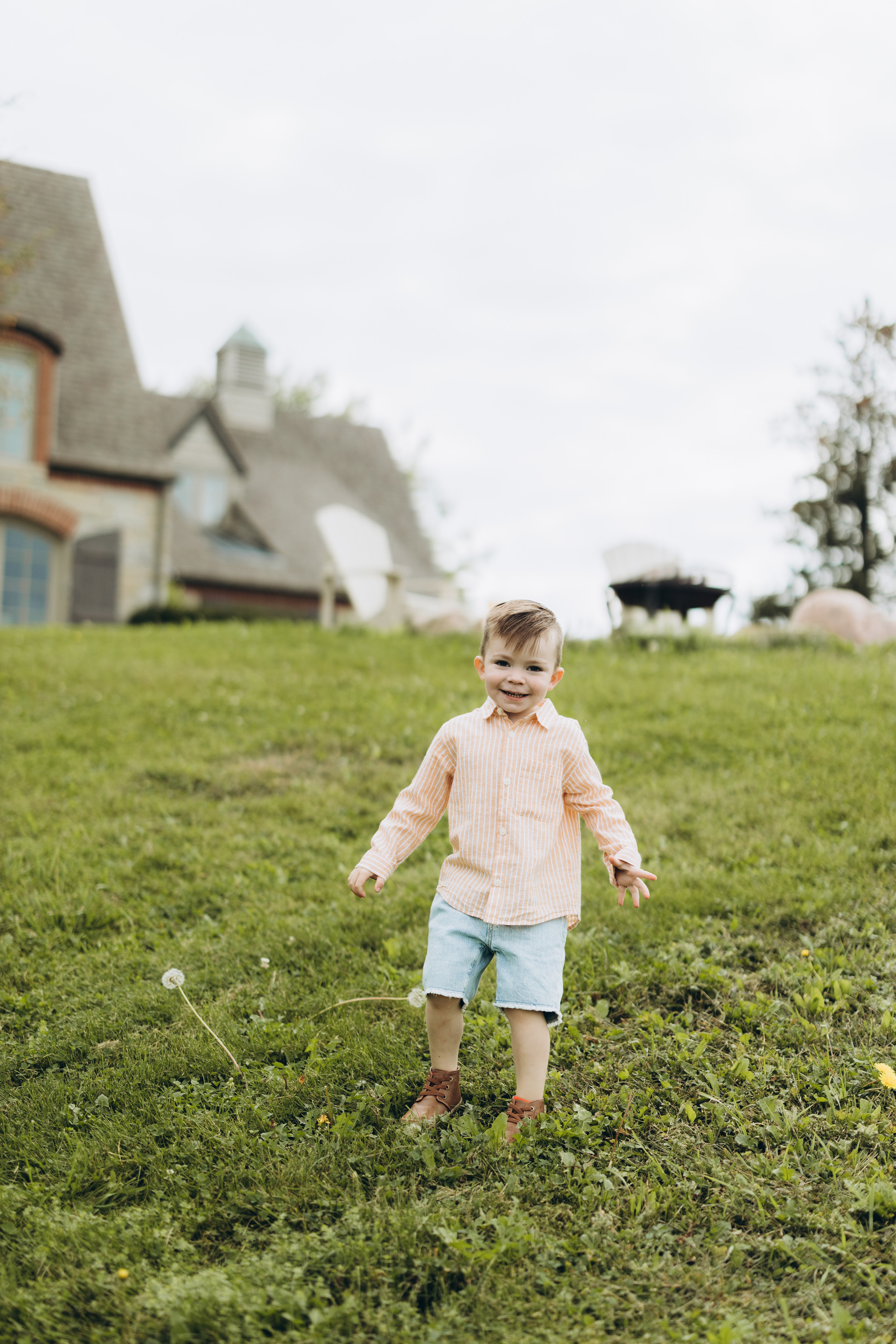 Fall family session. Wedding Photographer Toronto