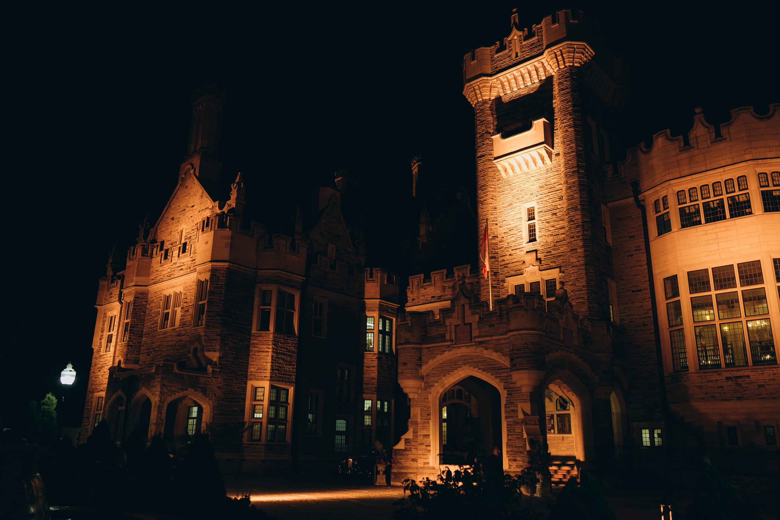 C&K Casa Loma. Wedding Photographer Toronto