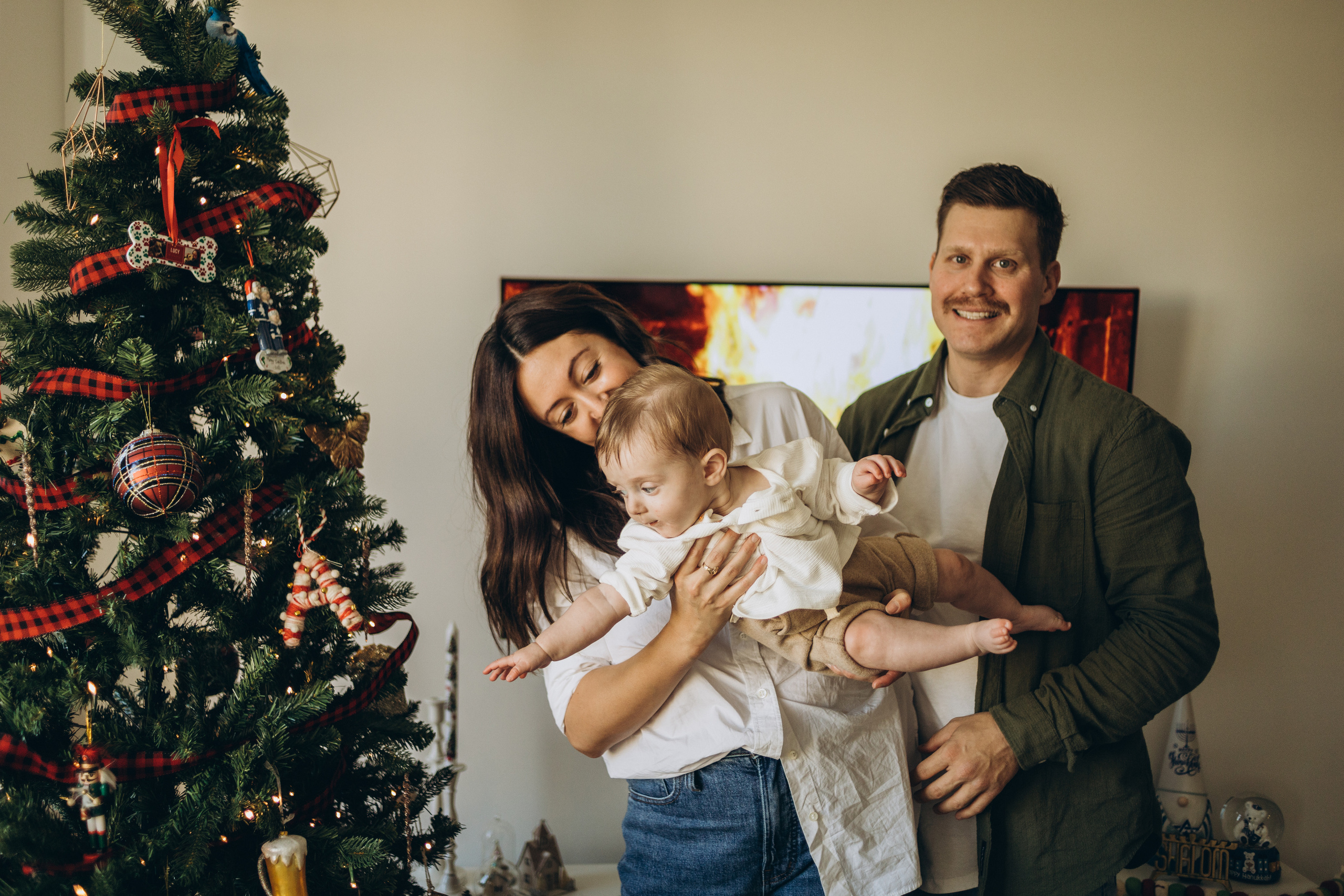 First Christmas. Wedding Photographer Toronto