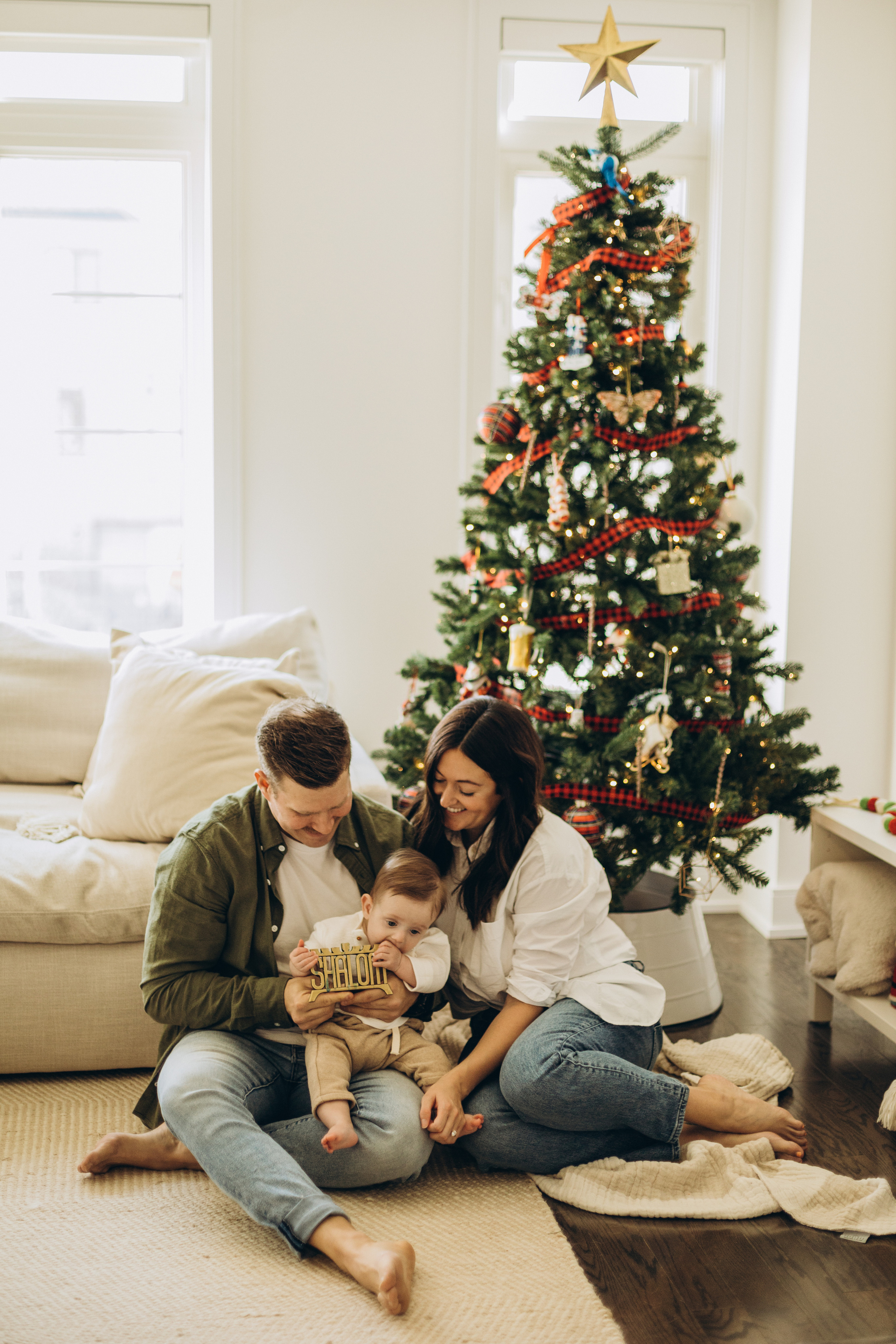 First Christmas. Wedding Photographer Toronto