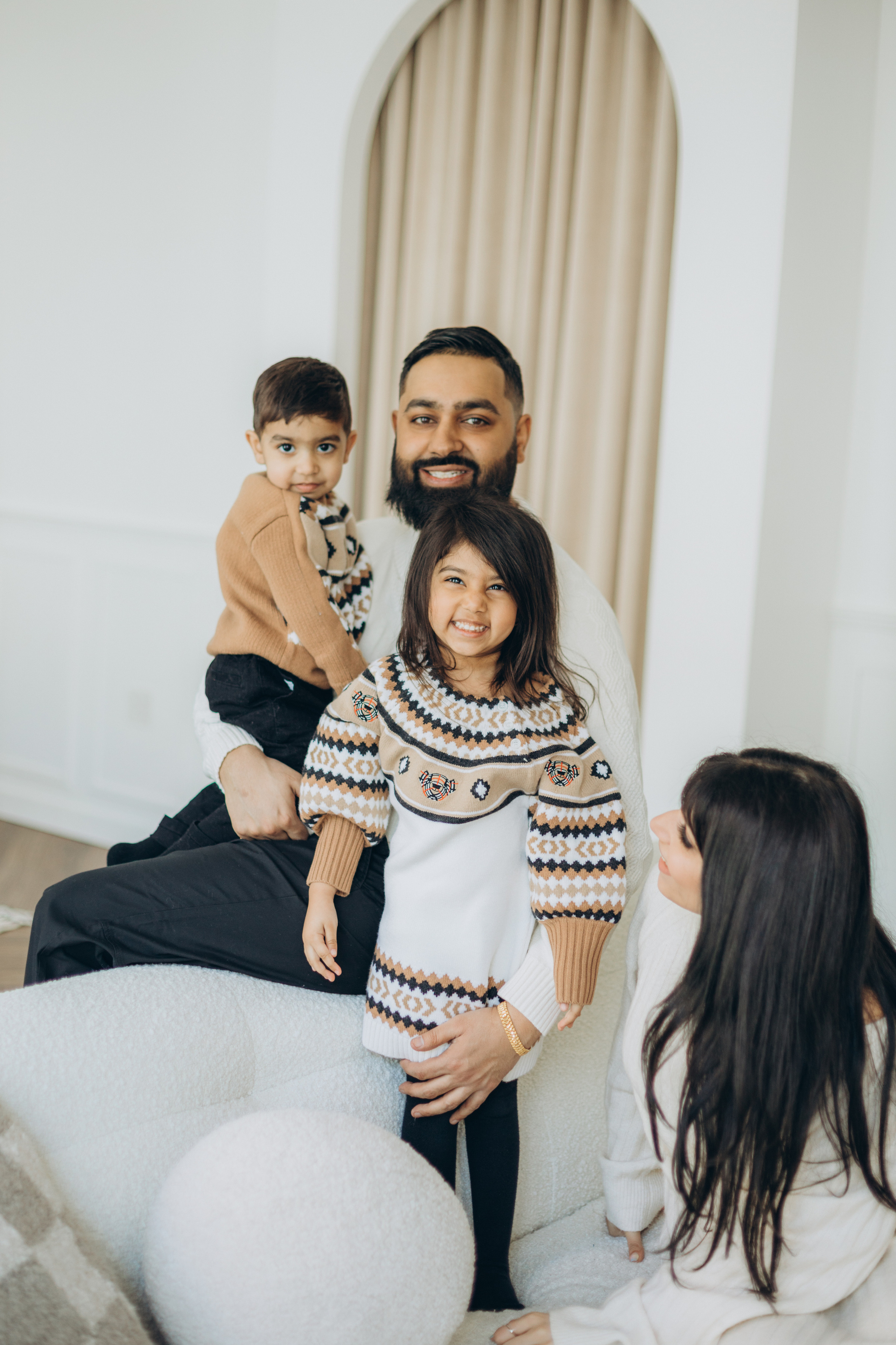 Family session. Wedding Photographer Toronto