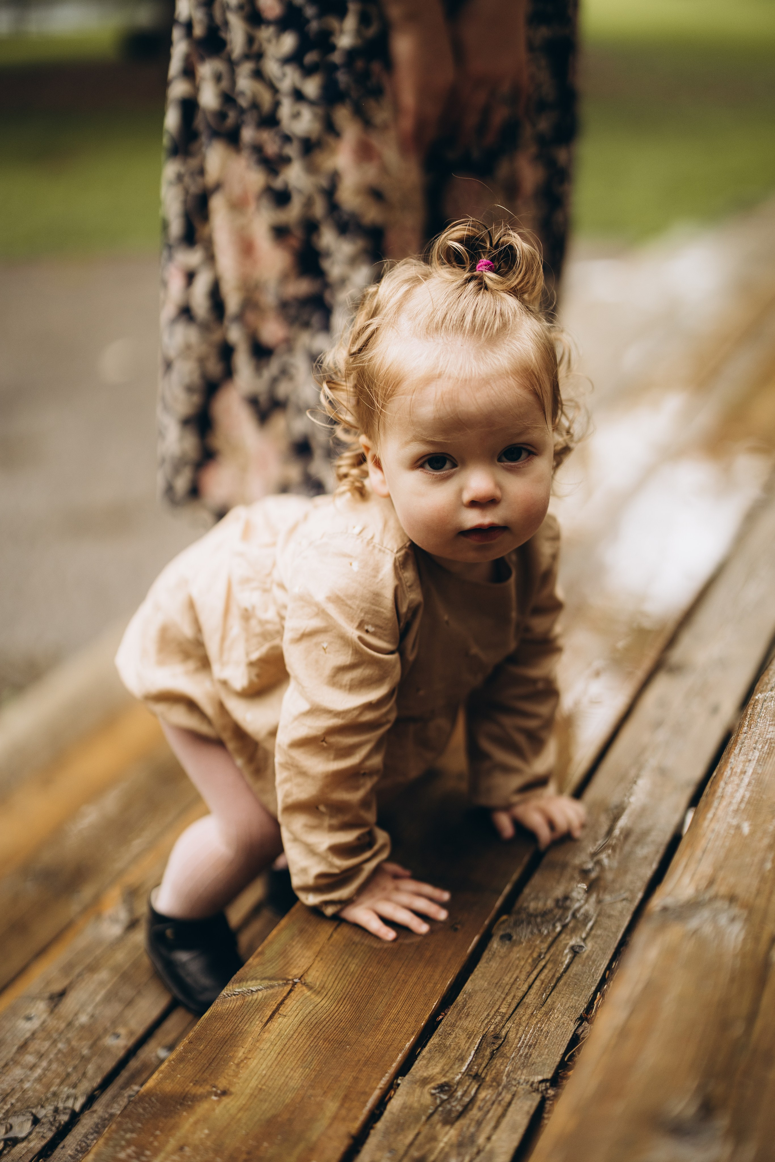 Under the rain. Wedding Photographer Toronto