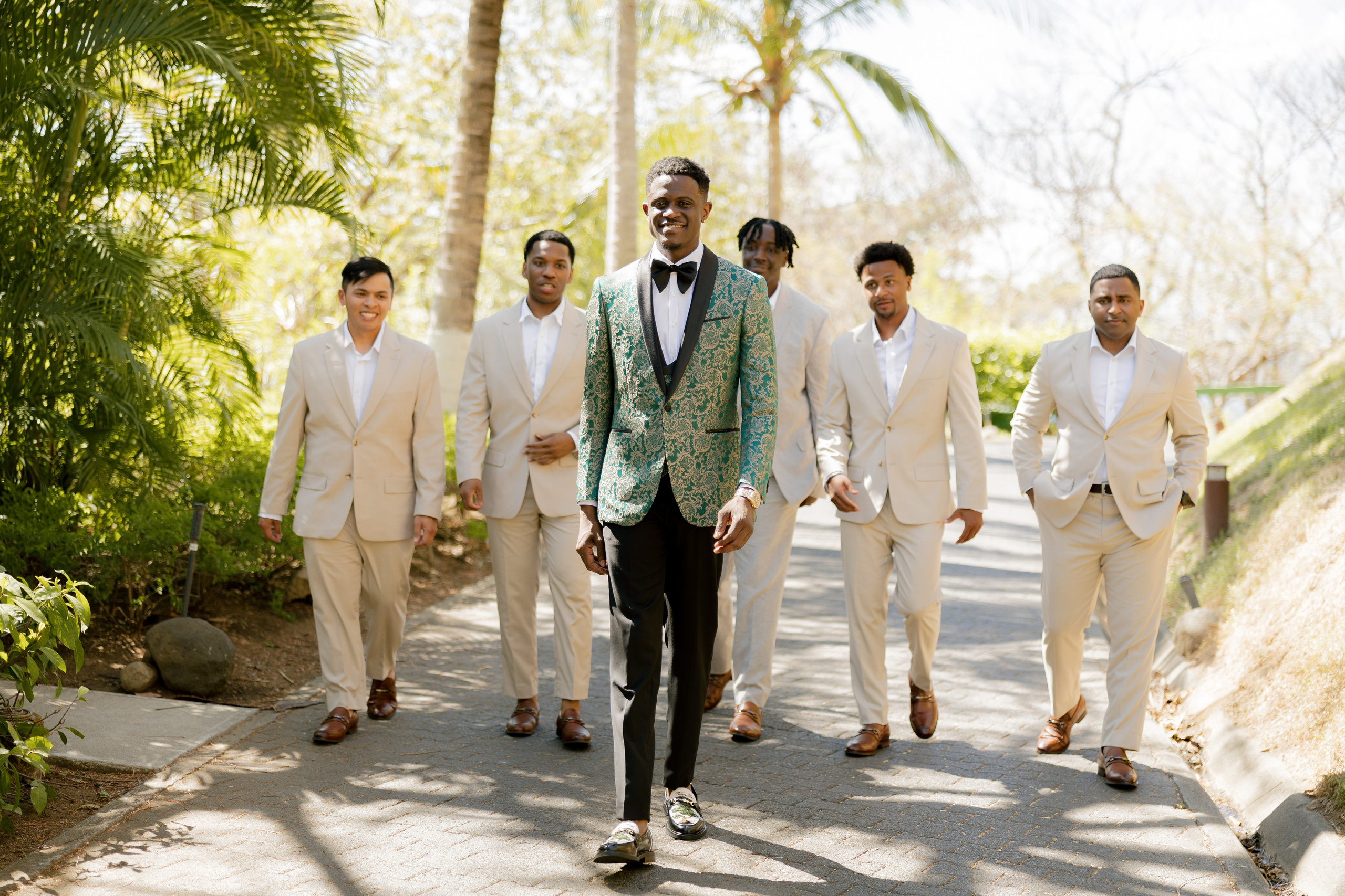 Ashley&Matt (Costa Rica). Wedding Photographer Toronto