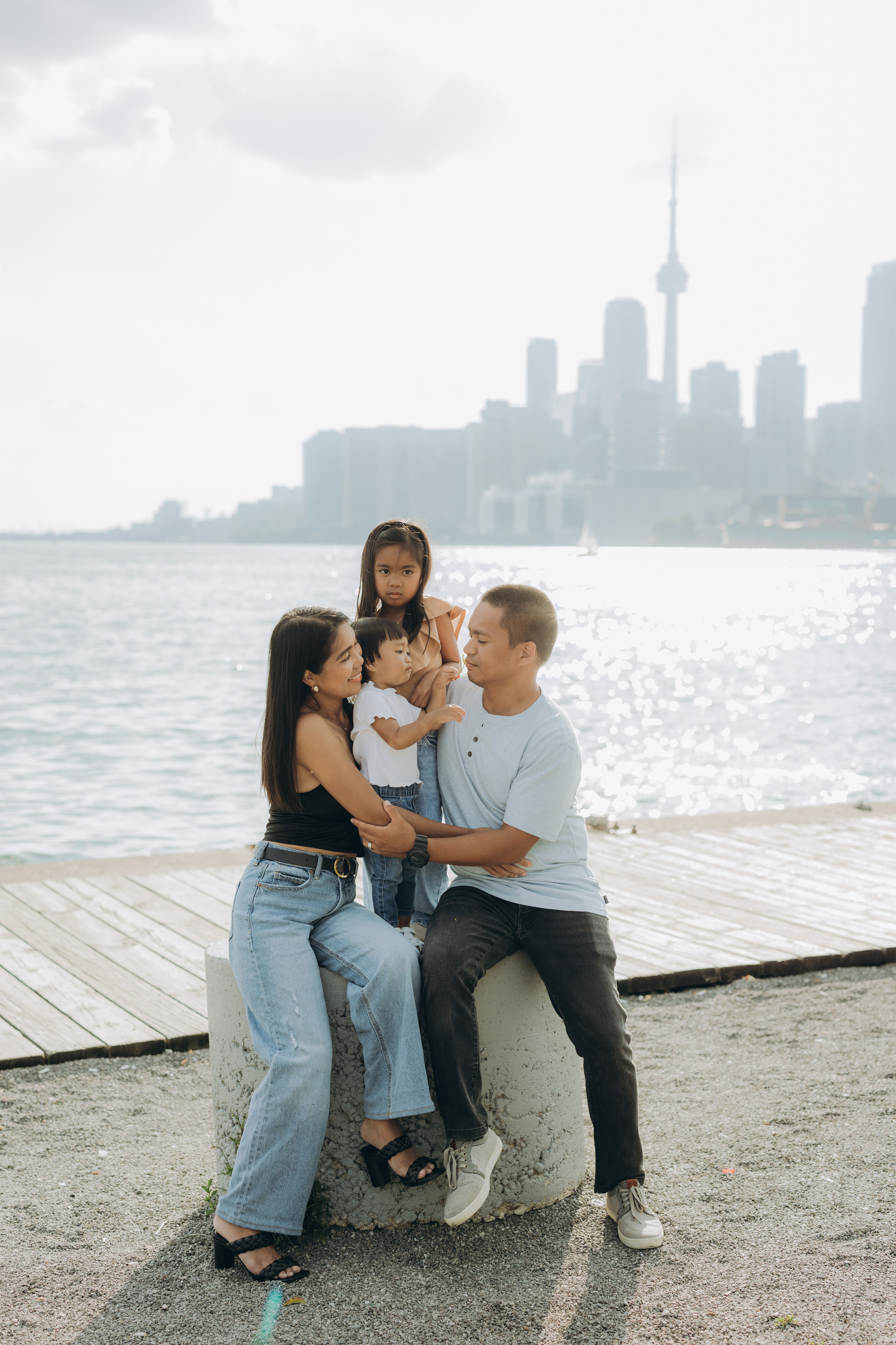 Family session in Toronto. Wedding Photographer Toronto