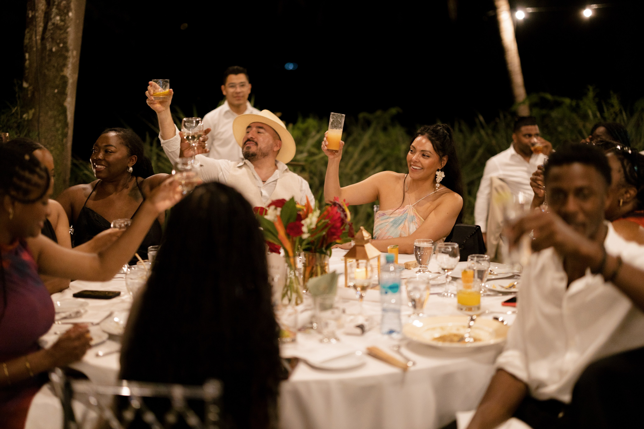 Ashley&Matt (Costa Rica). Wedding Photographer Toronto