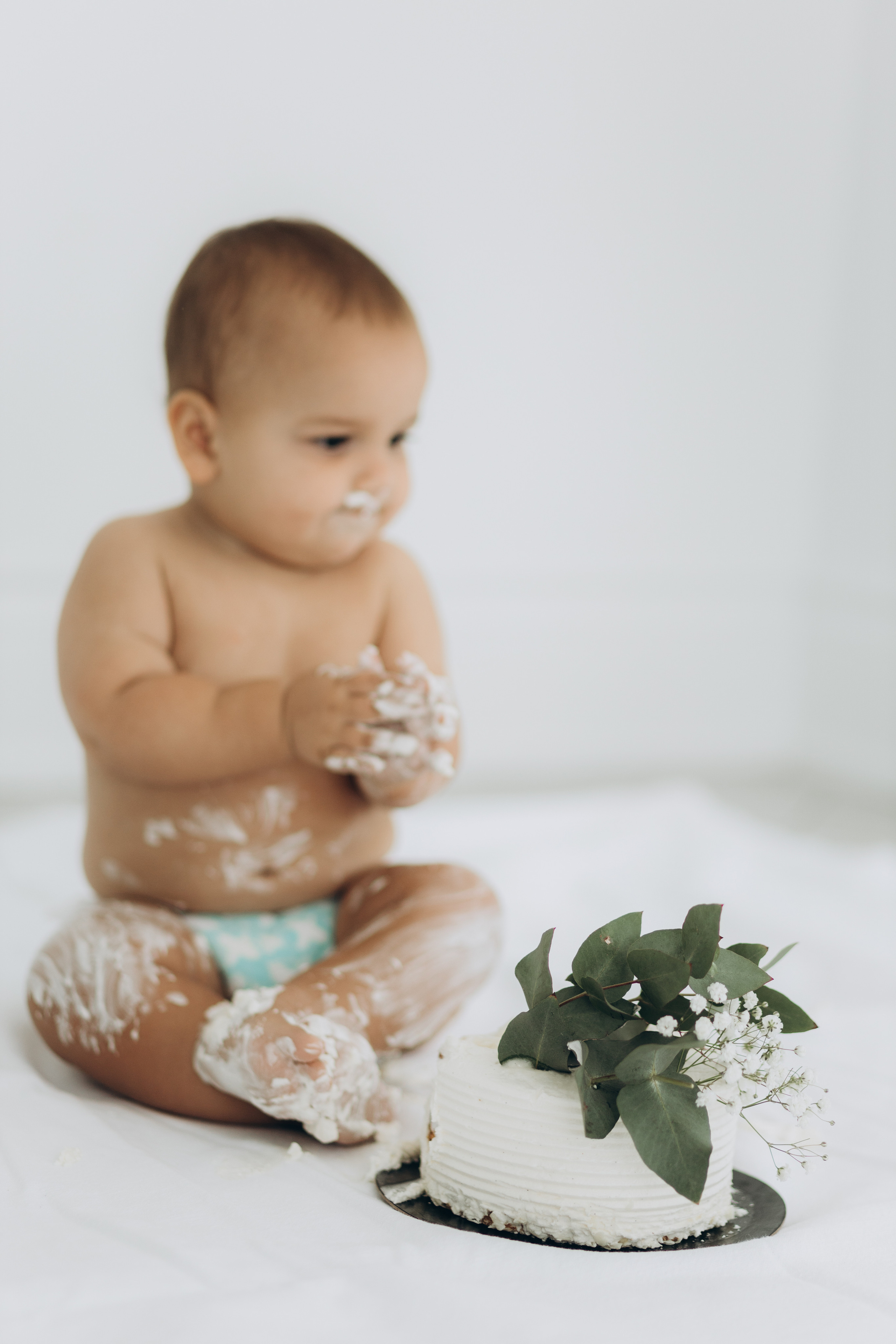 Cake smash. Wedding Photographer Toronto