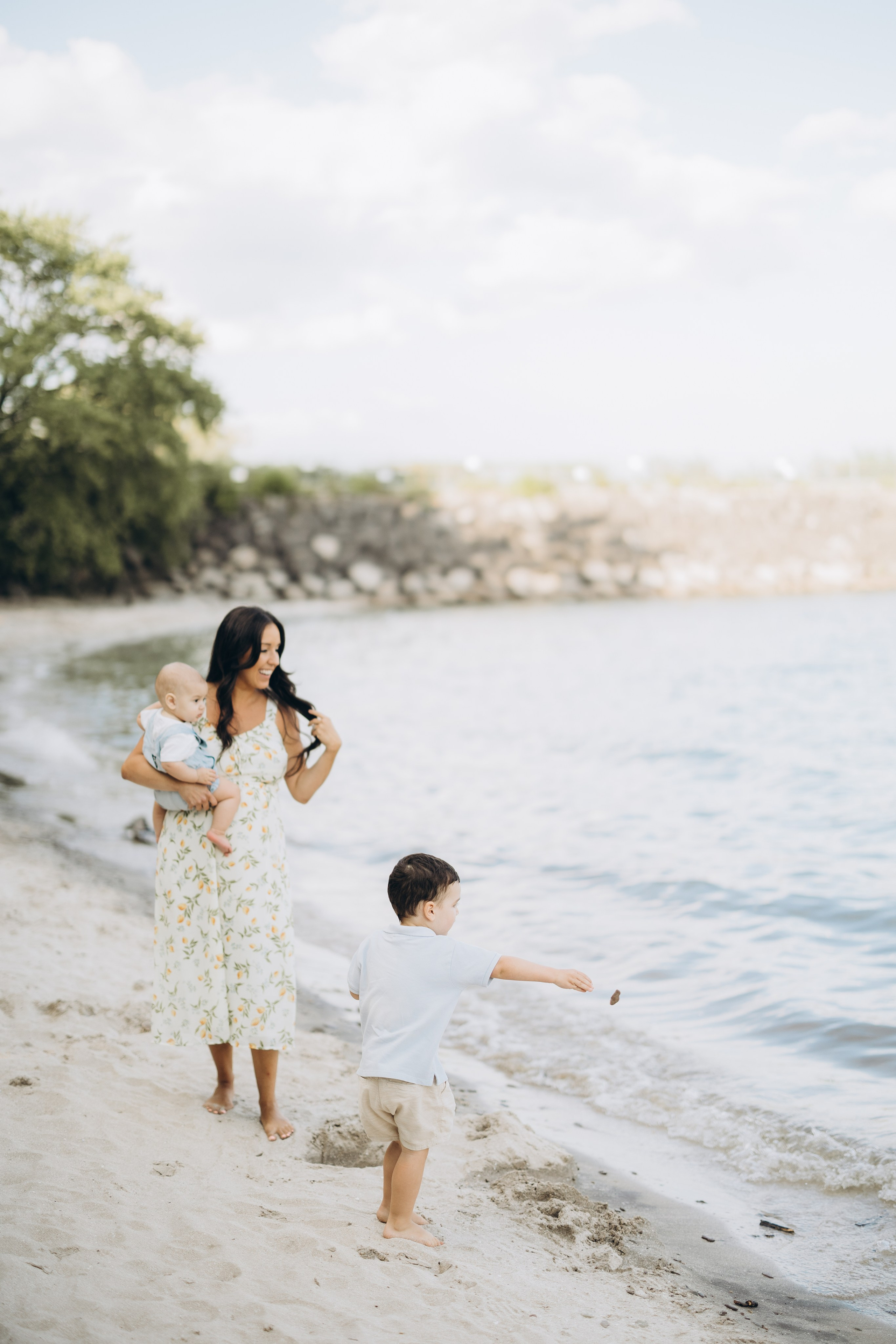 Beach photo session. Wedding Photographer Toronto