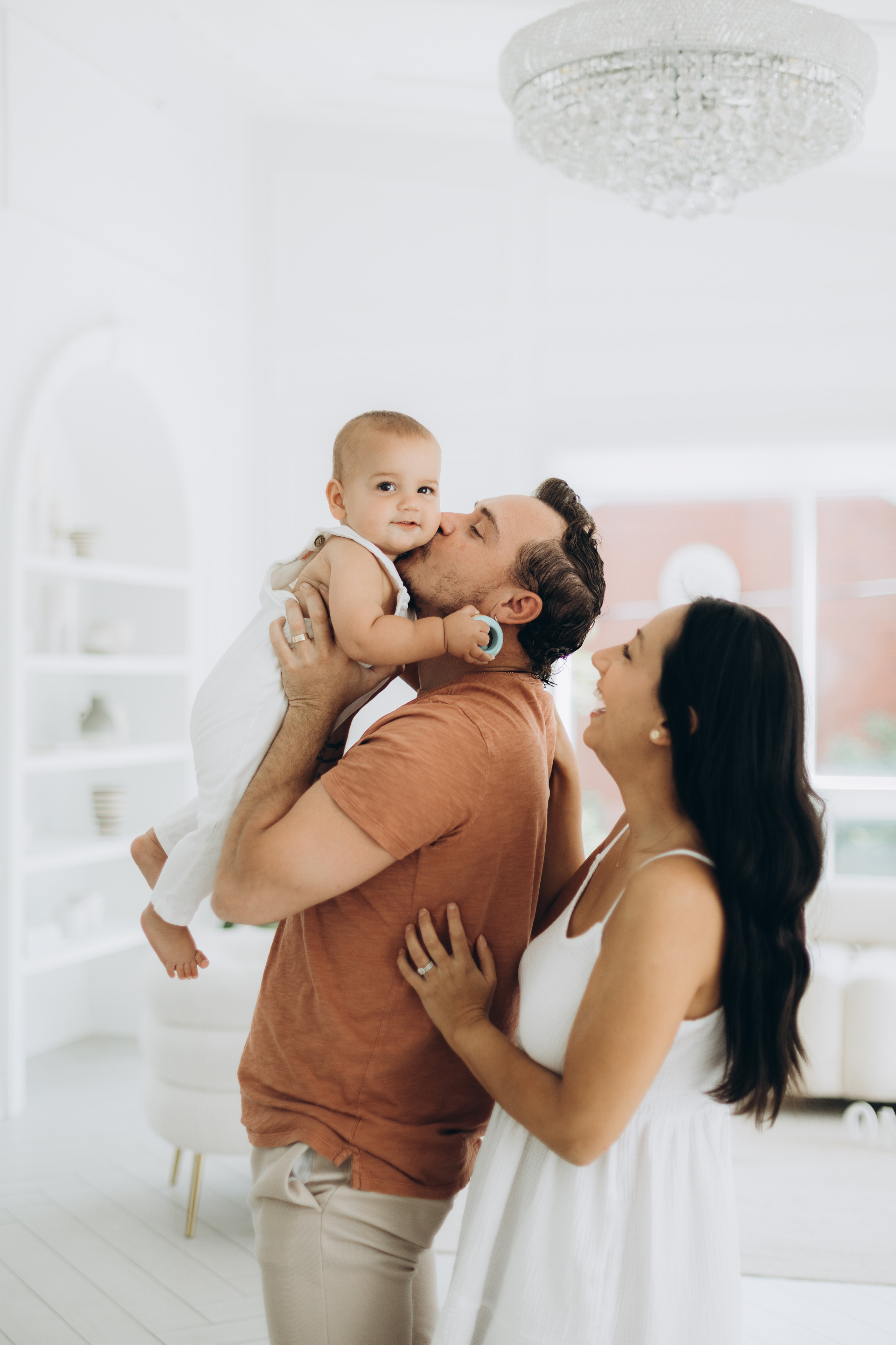 Cake smash. Wedding Photographer Toronto
