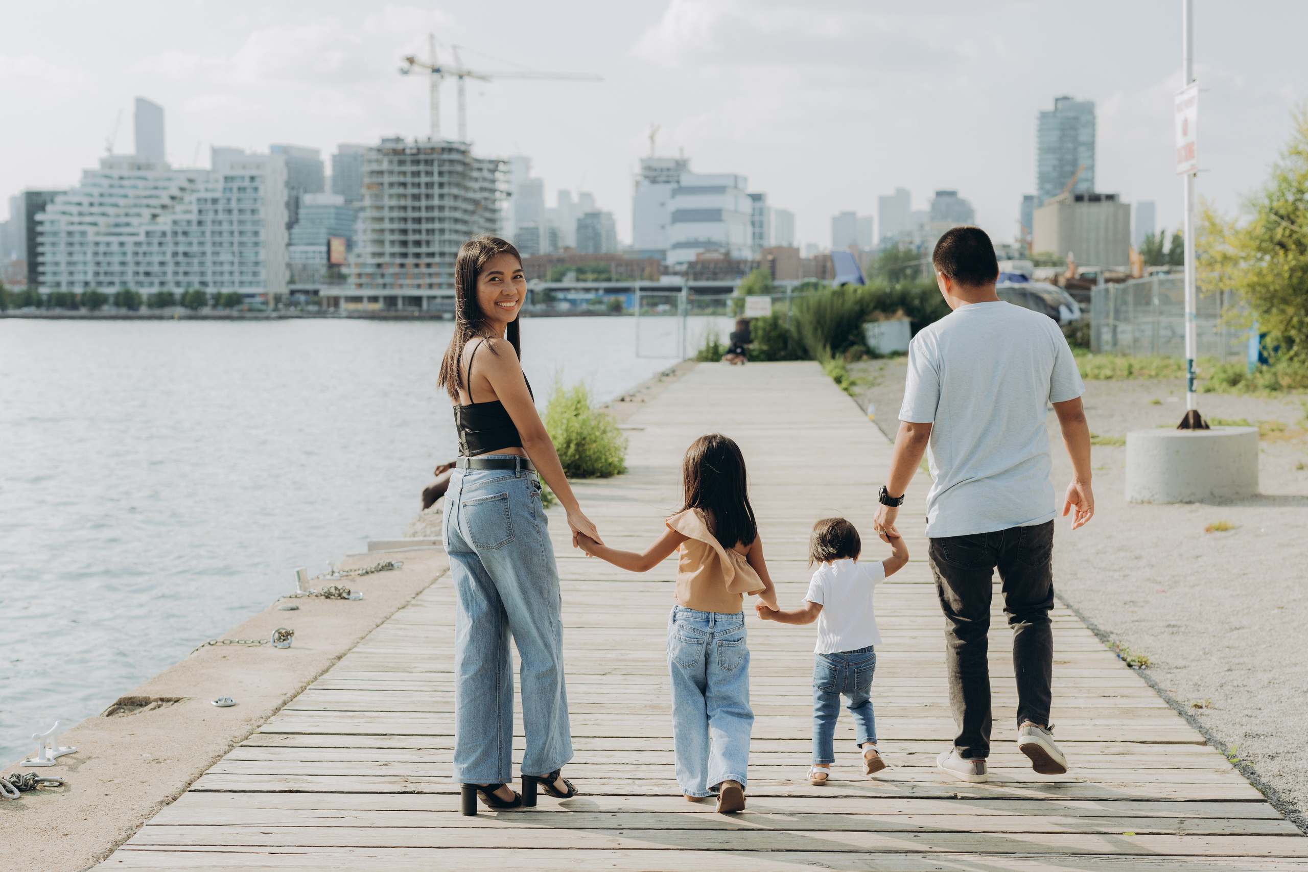 Family session in Toronto. Wedding Photographer Toronto