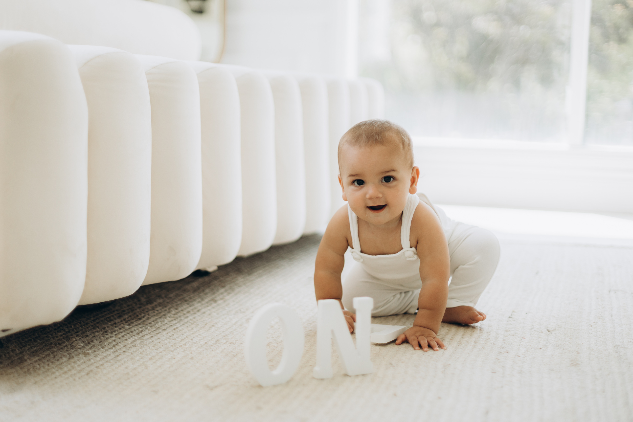 Cake smash. Wedding Photographer Toronto