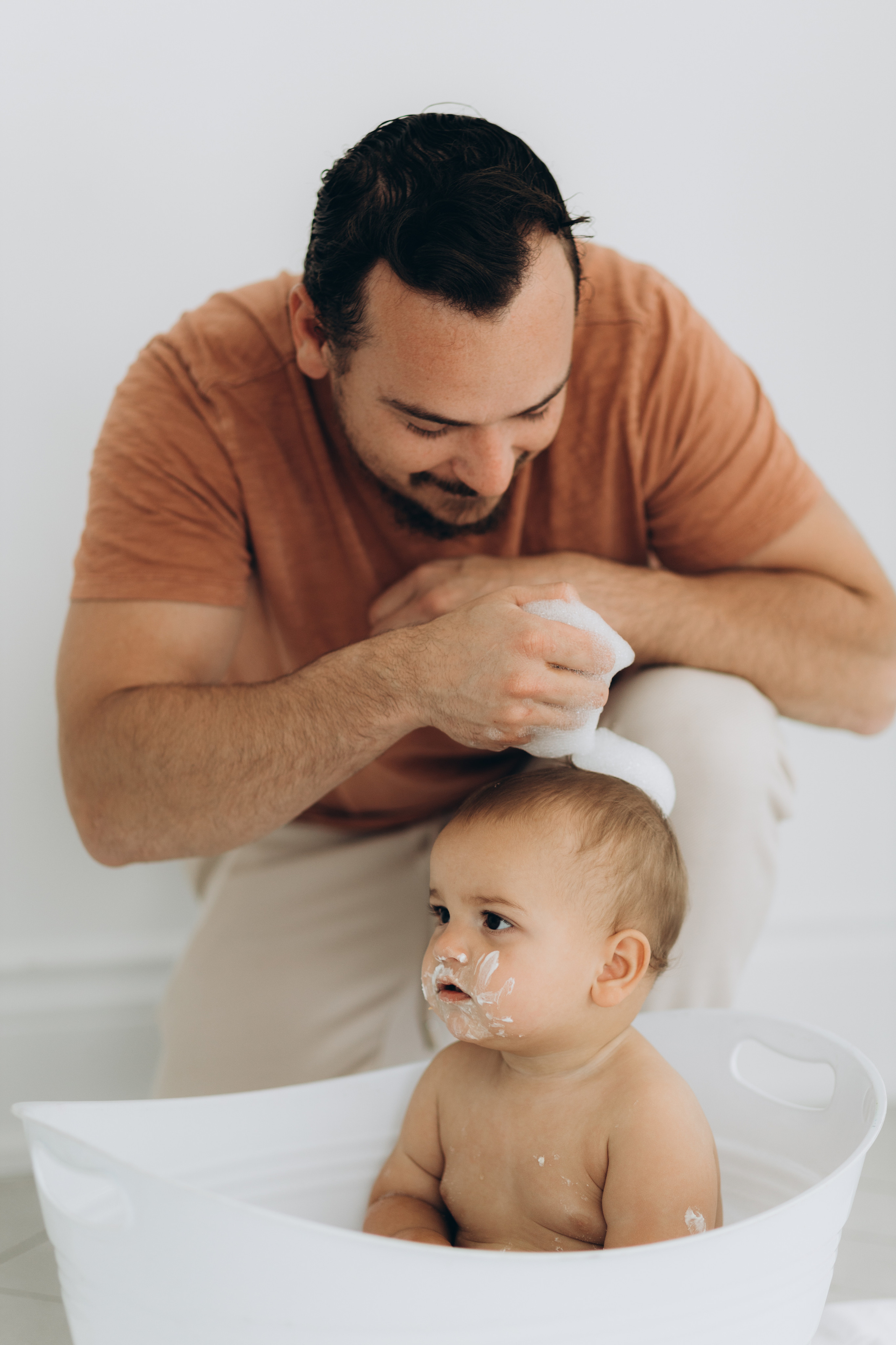 Cake smash. Wedding Photographer Toronto