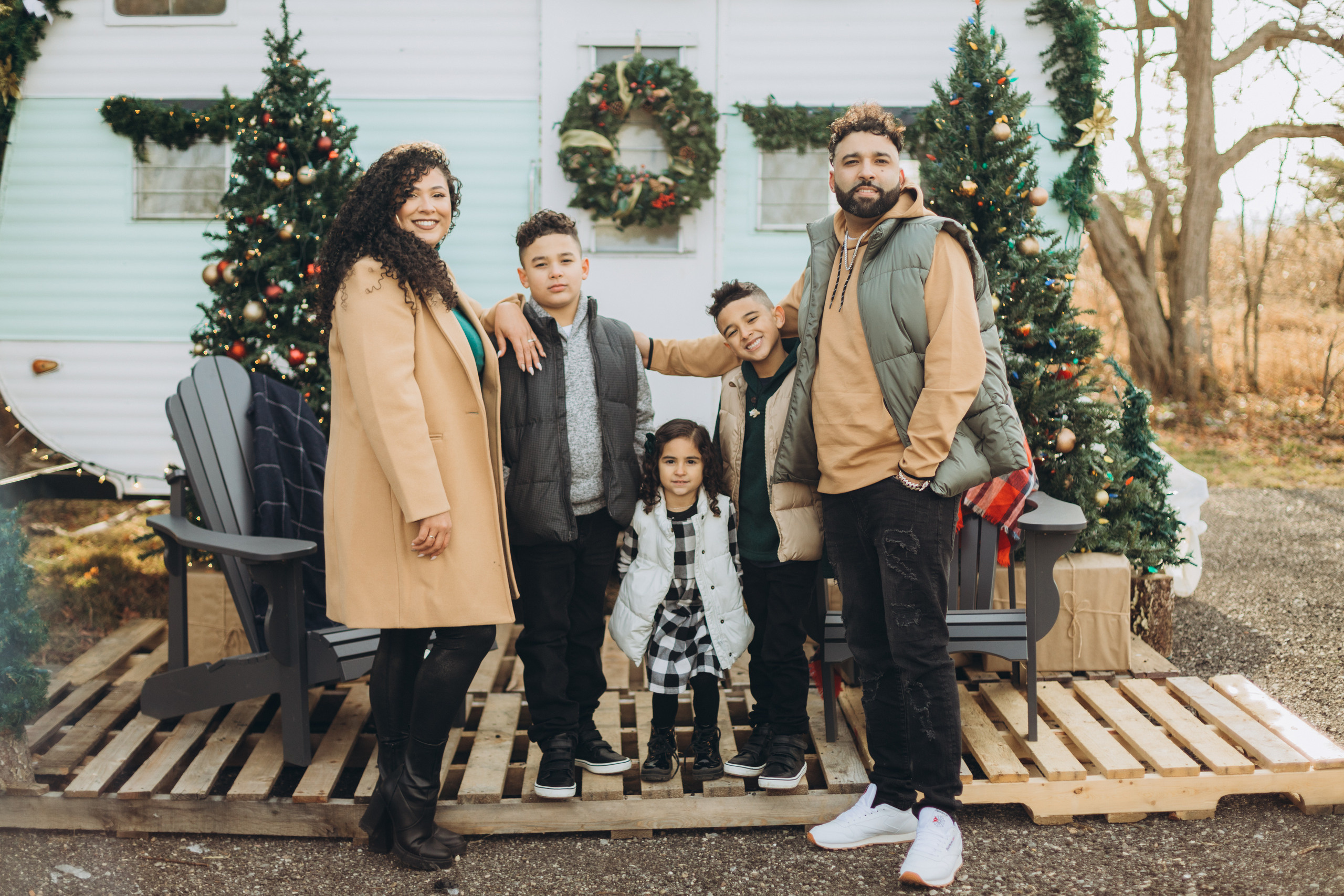 Christmas mini session. Wedding Photographer Toronto