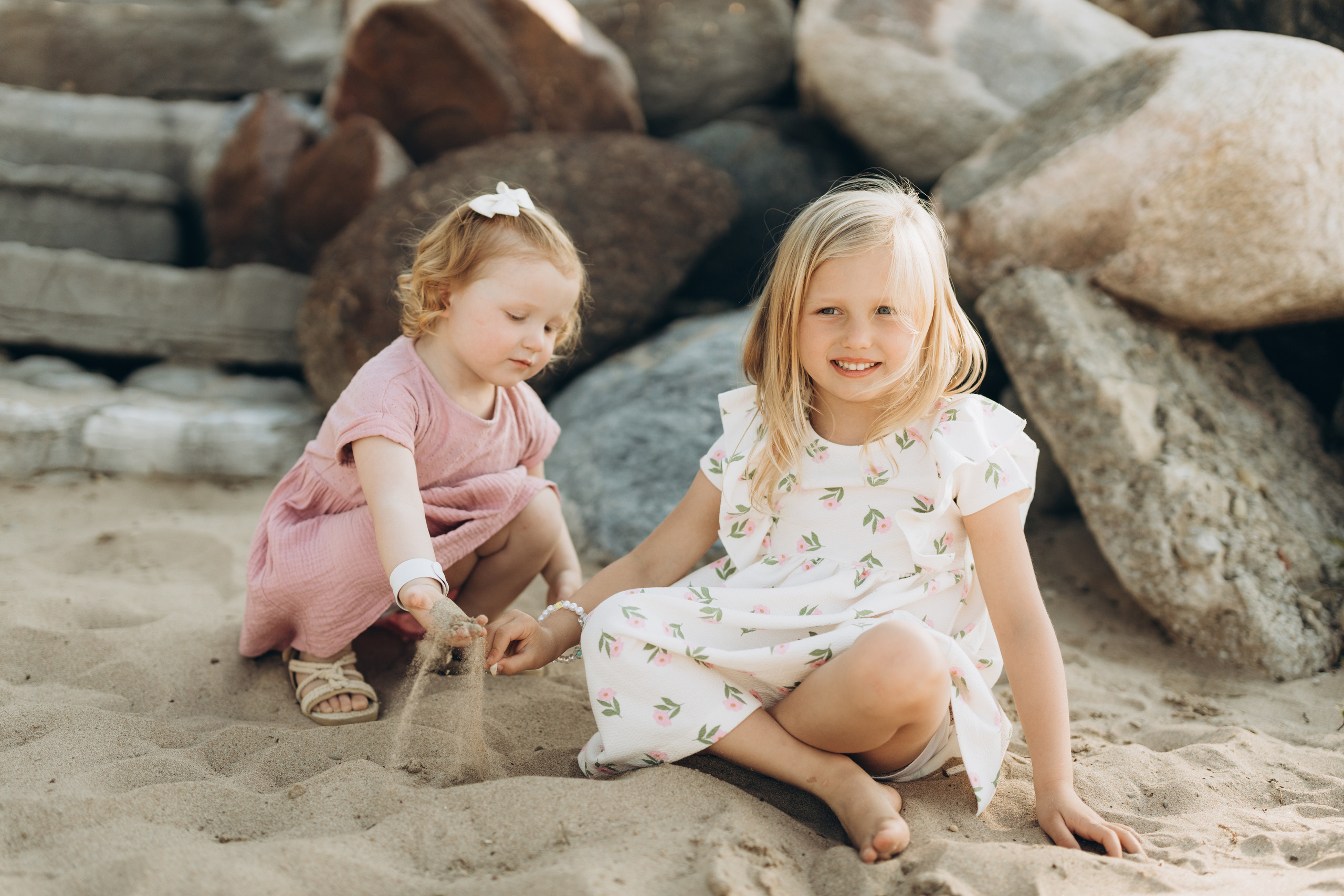 Family time. Wedding Photographer Toronto