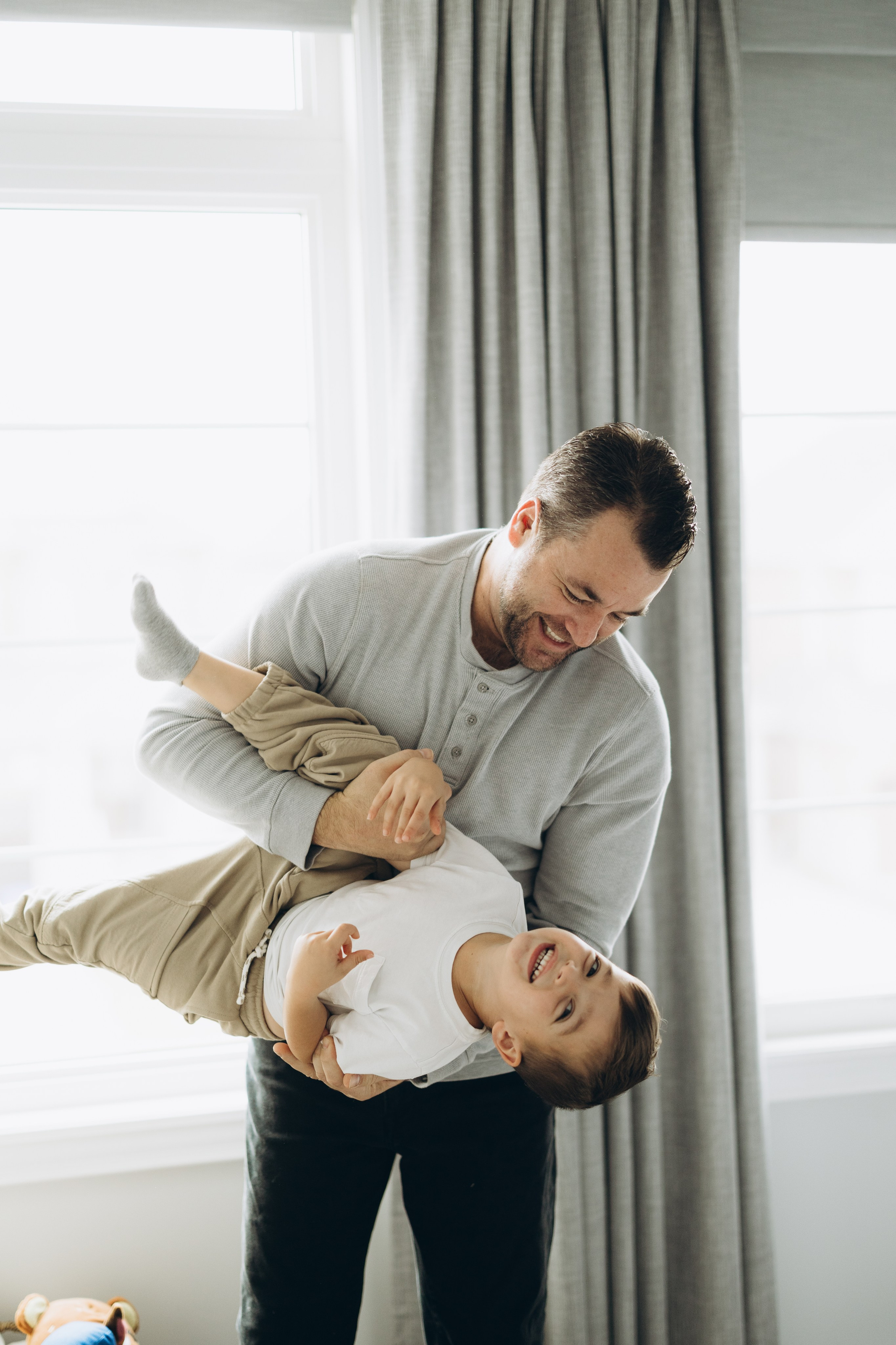 Family photo session. Wedding Photographer Toronto