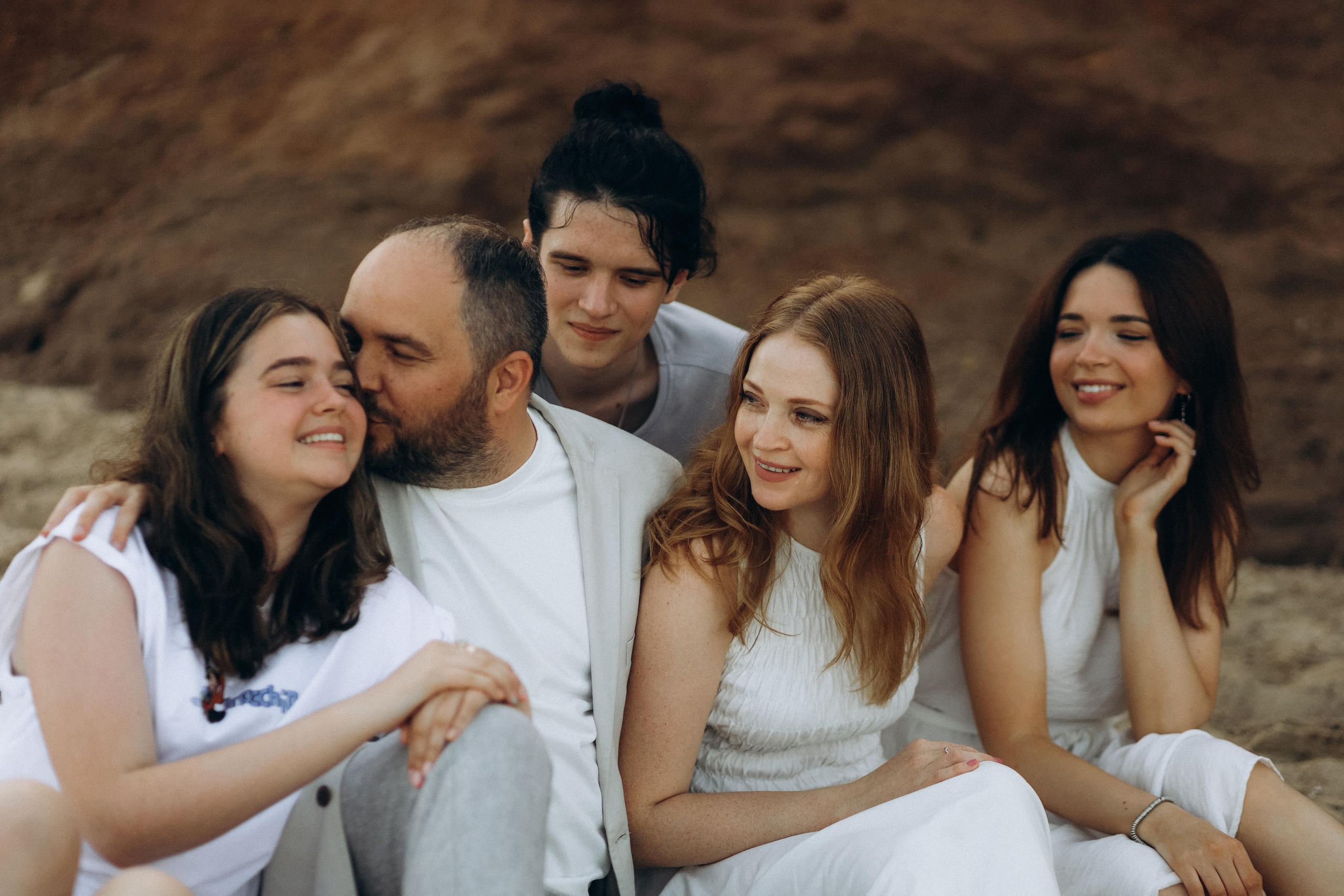 Family time. Wedding Photographer Toronto