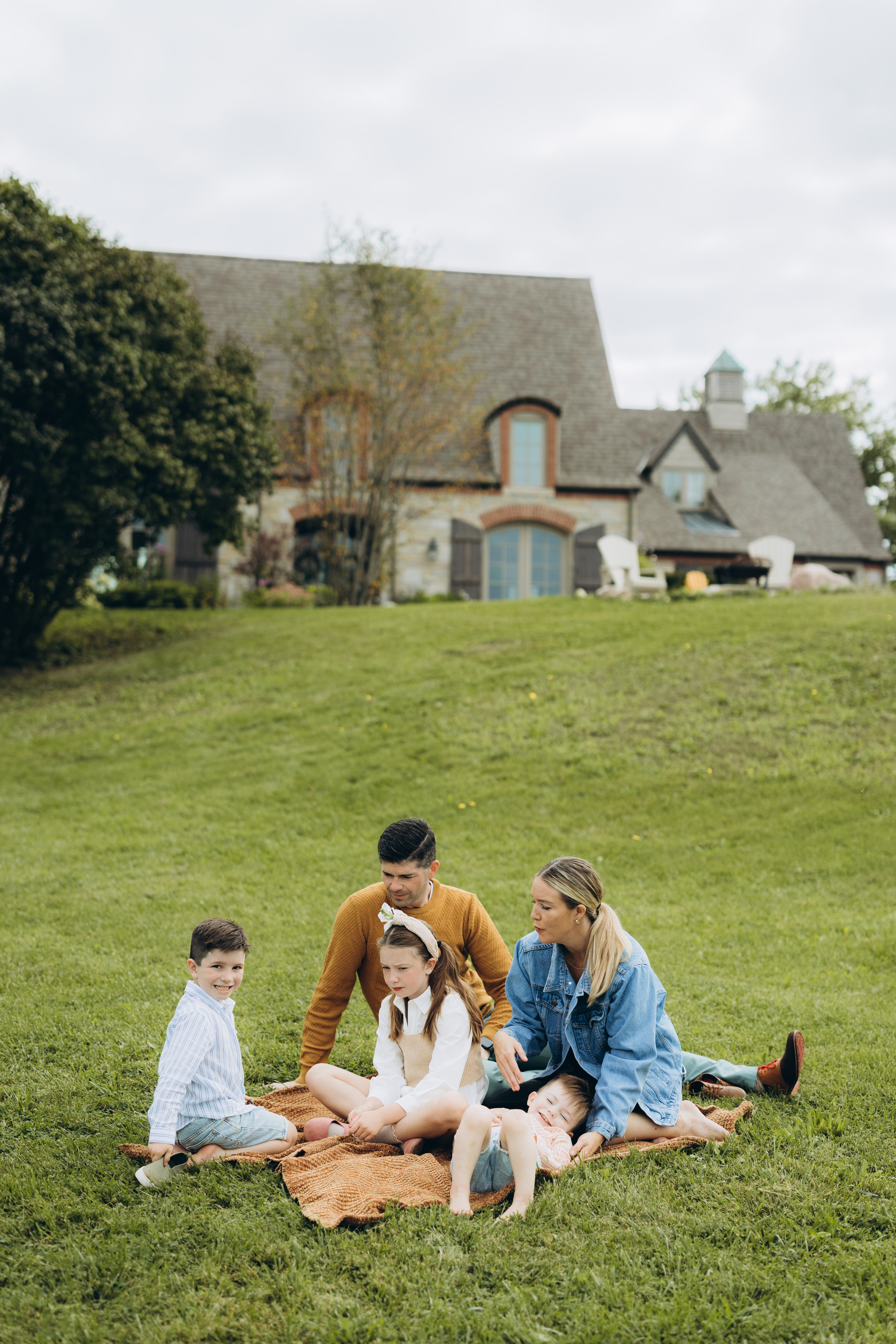 Fall family session. Wedding Photographer Toronto