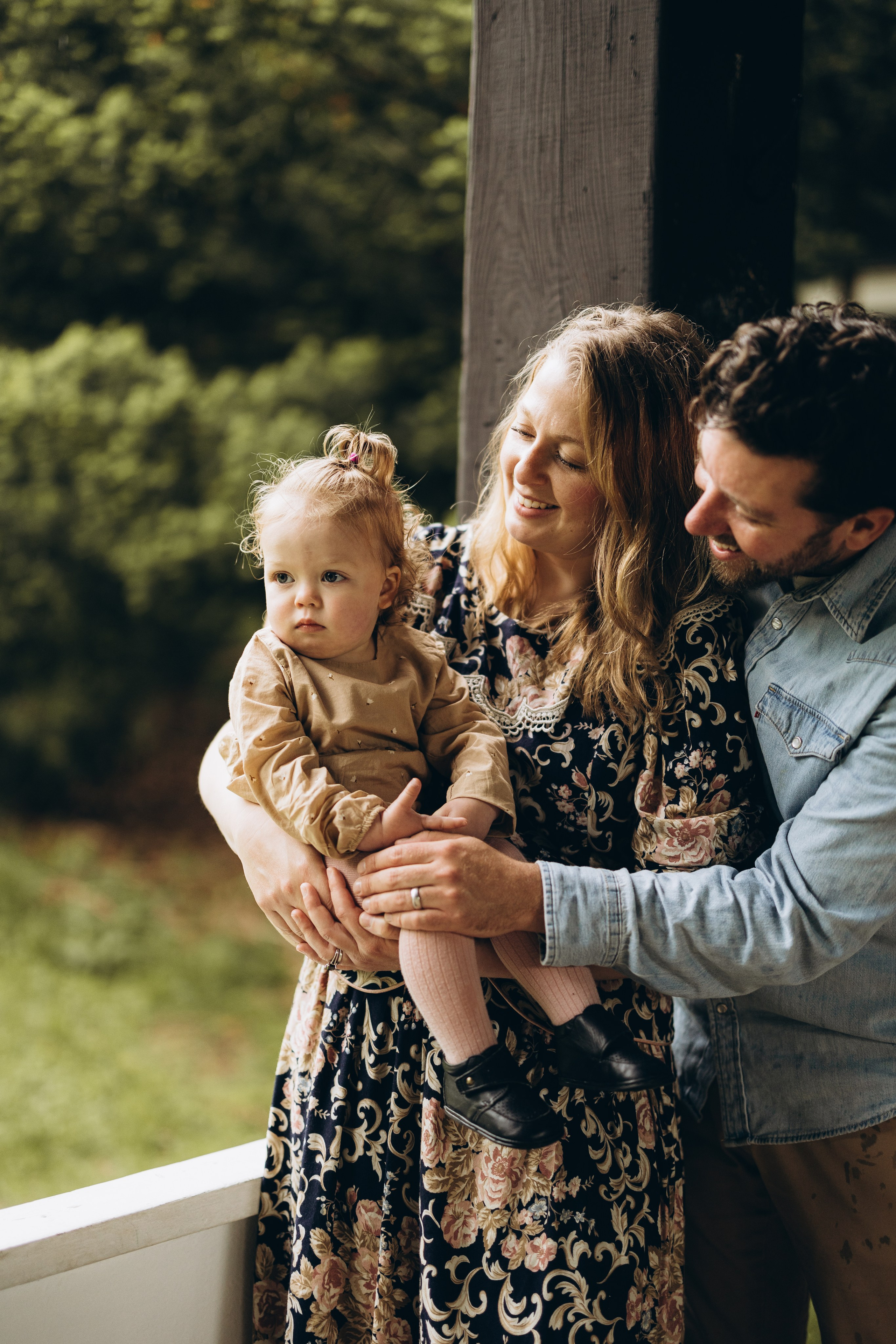 Under the rain. Wedding Photographer Toronto