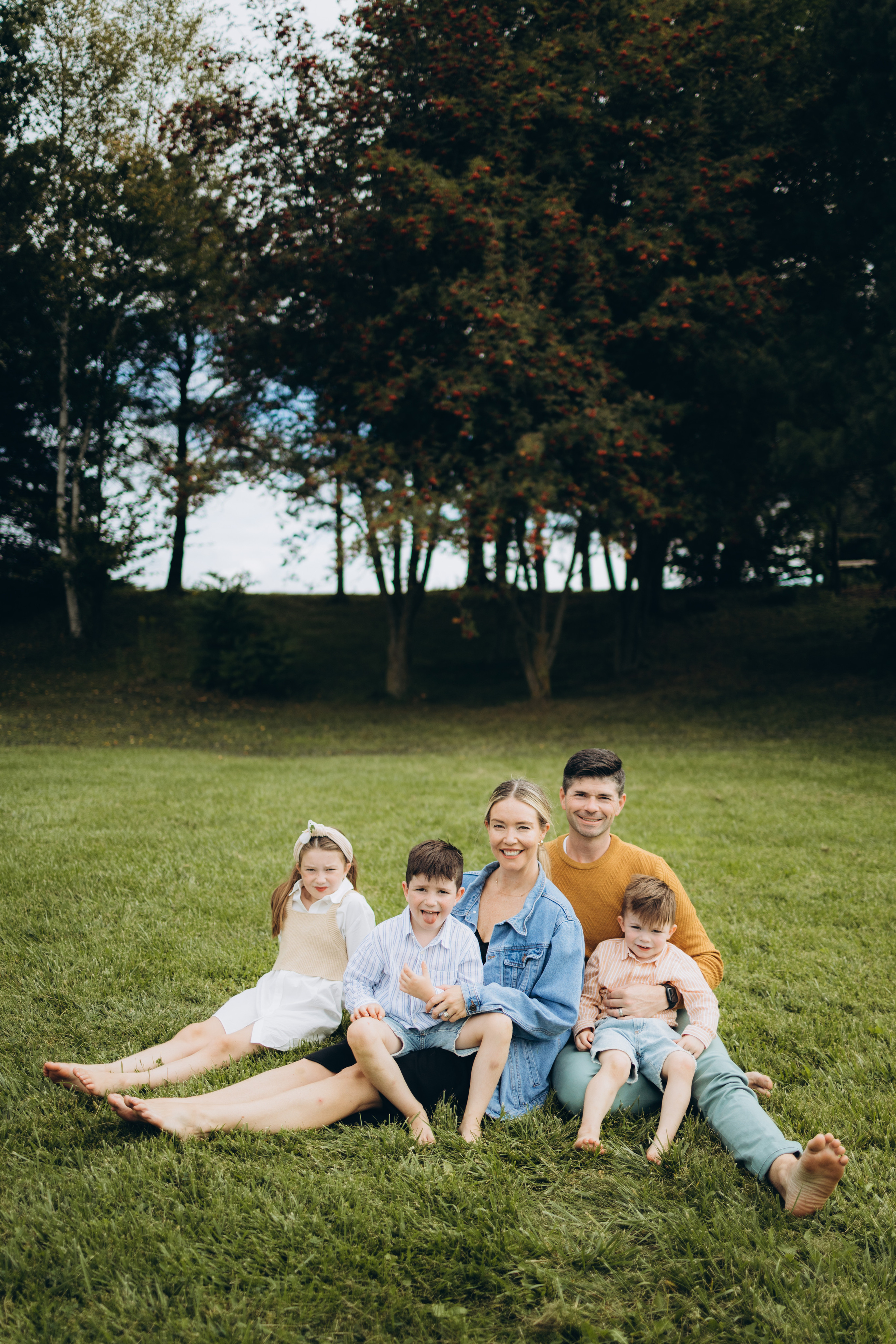 Fall family session. Wedding Photographer Toronto